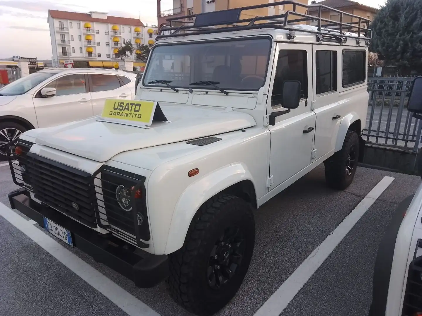 Land Rover Defender Defender 110 2.5 td5 S SW Blanc - 1