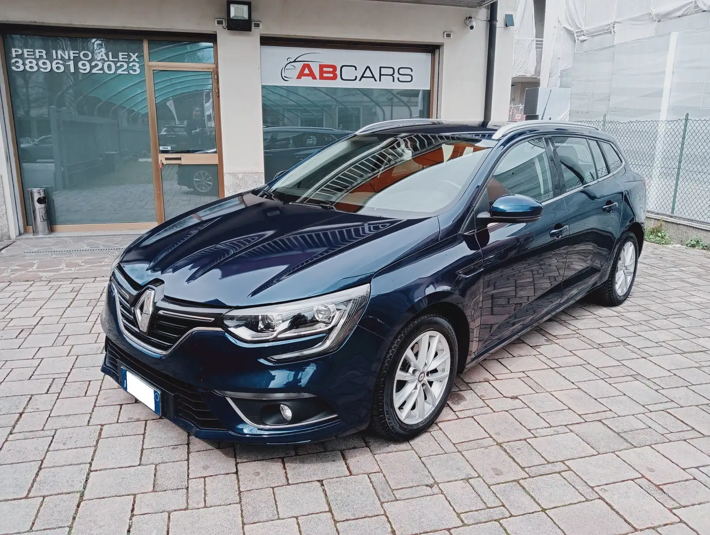 Renault Megane Megane Sporter 1.5 blue dci Business 95cv my19 Bleu - 1