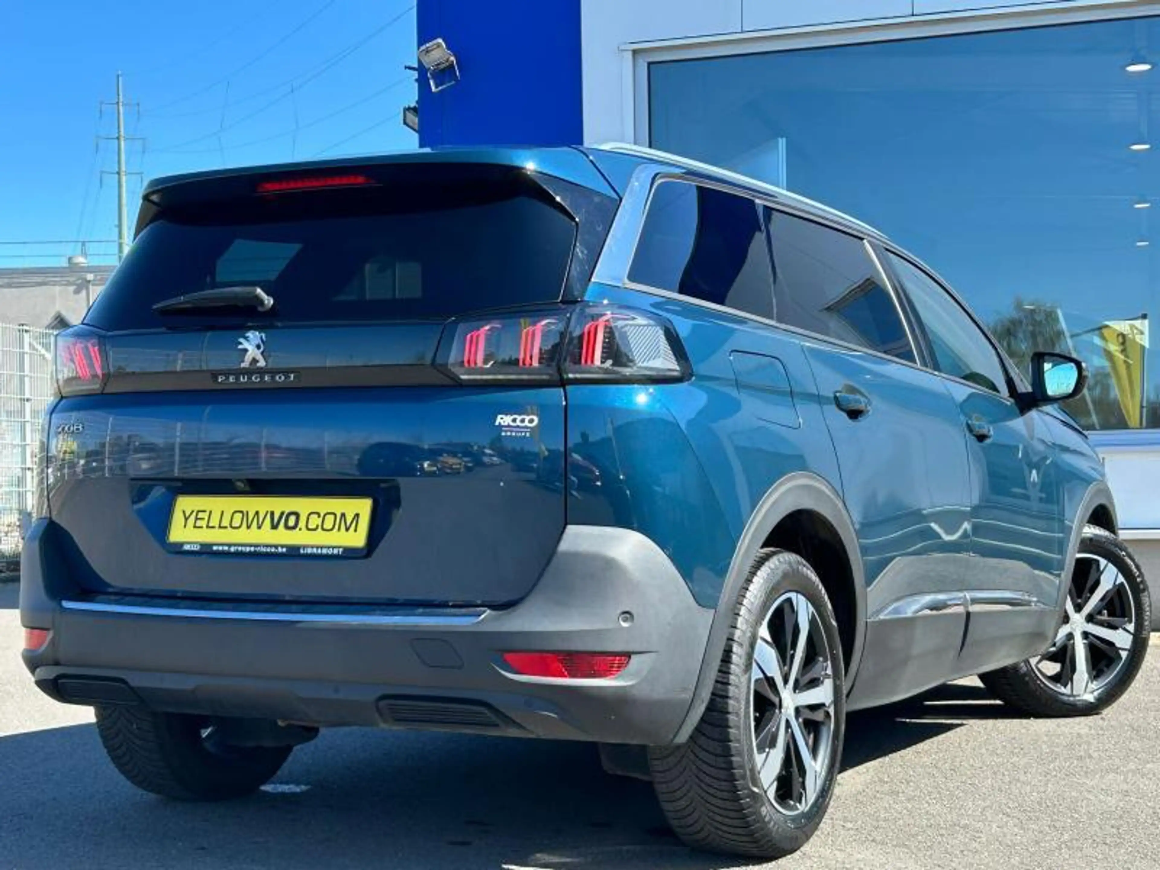 Peugeot 5008 Allure Pack / 7 Places — photo 4