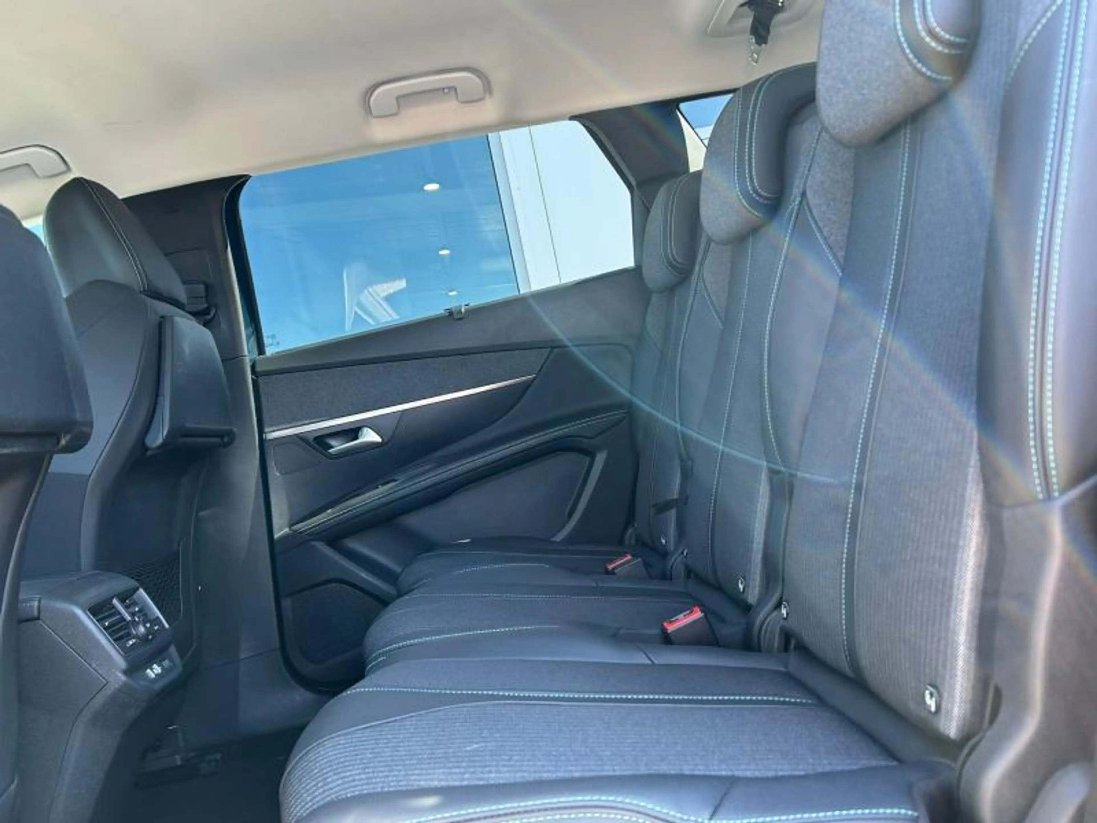 Peugeot 5008 Allure Pack / 7 Places — photo 8