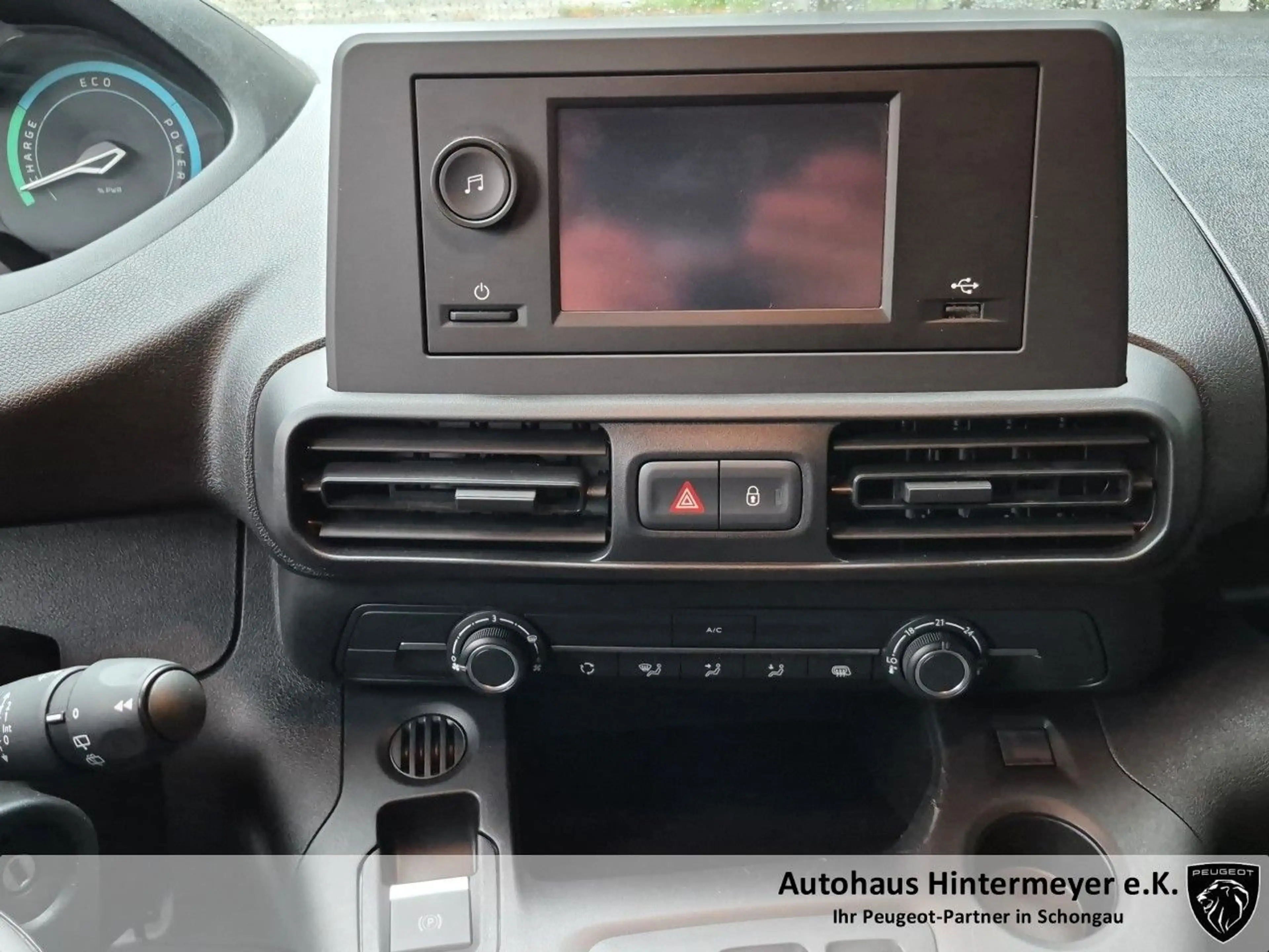 Peugeot Partner Premium KW L2 — photo 13