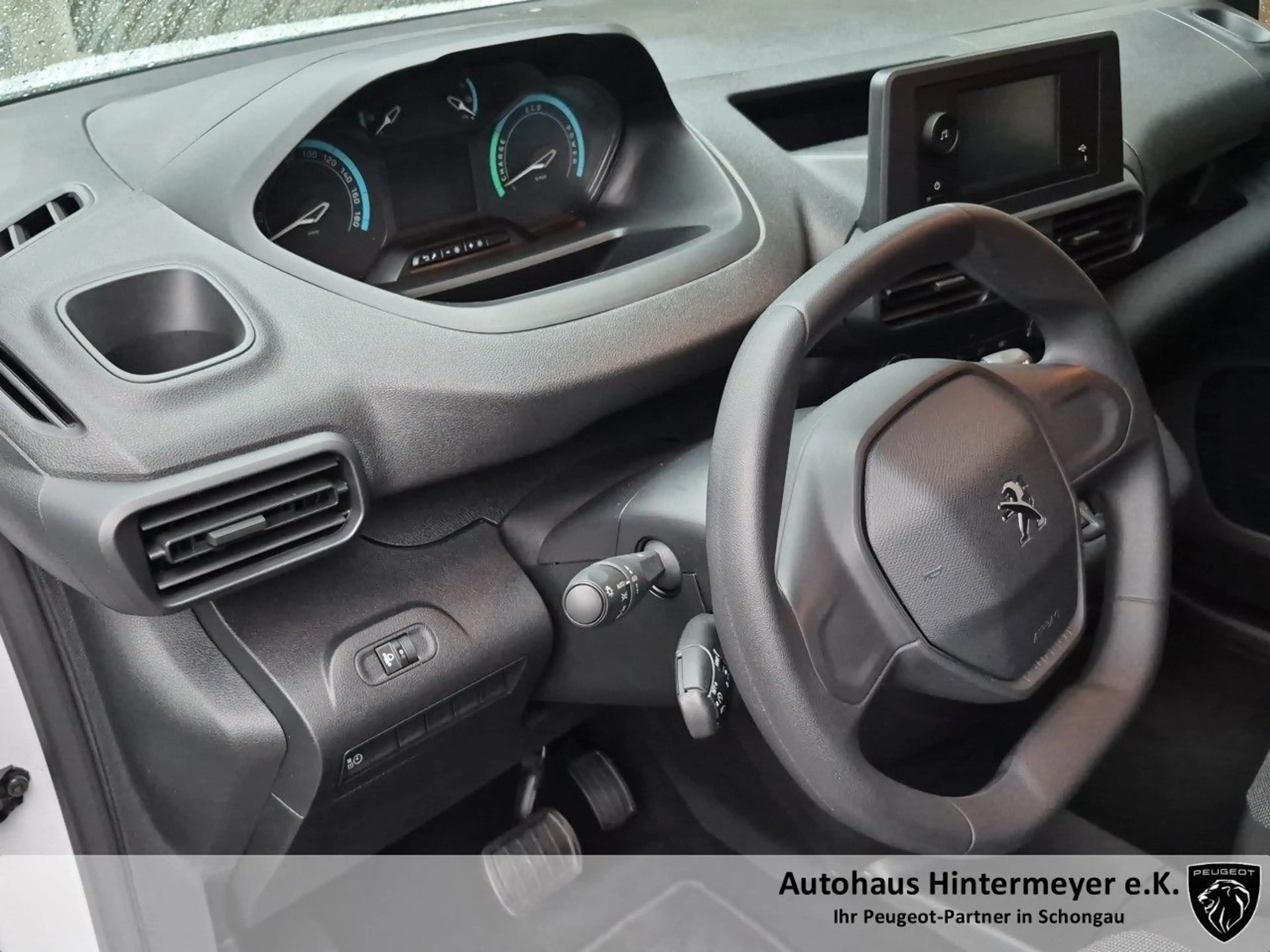 Peugeot Partner Premium KW L2 — photo 12