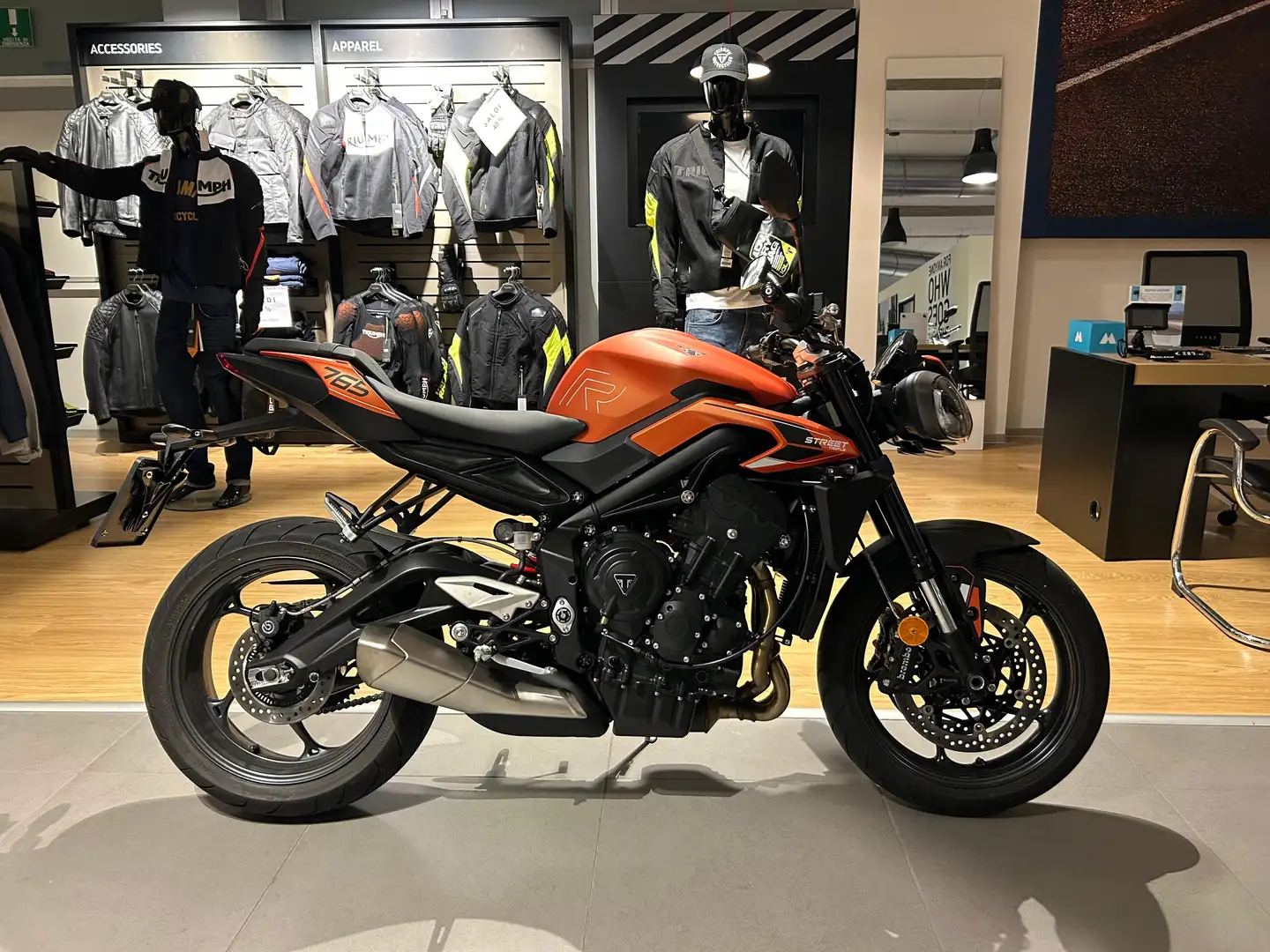 Triumph Street Triple R Arancione - 1