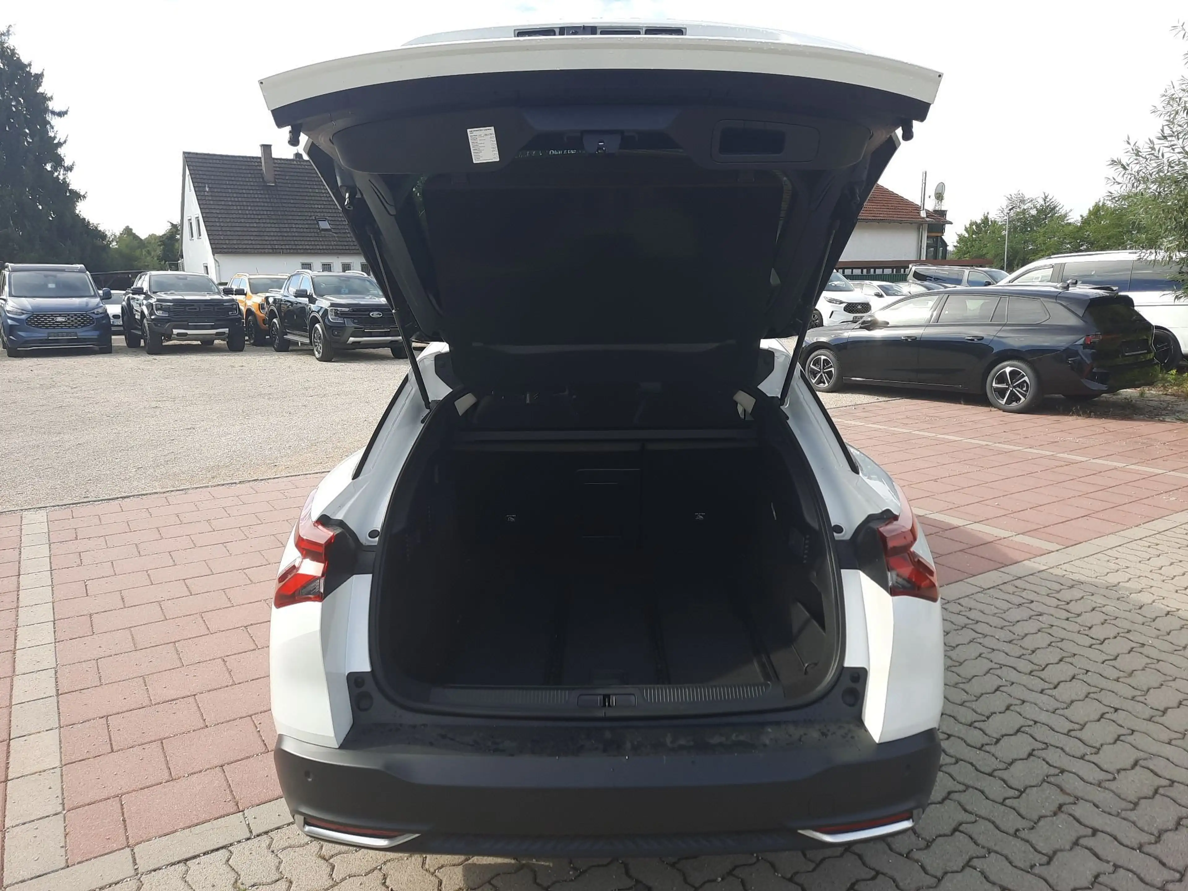Citroen C5 X 1.2 PureTech 145 Plus Navi Kamera DAB LED — photo 28