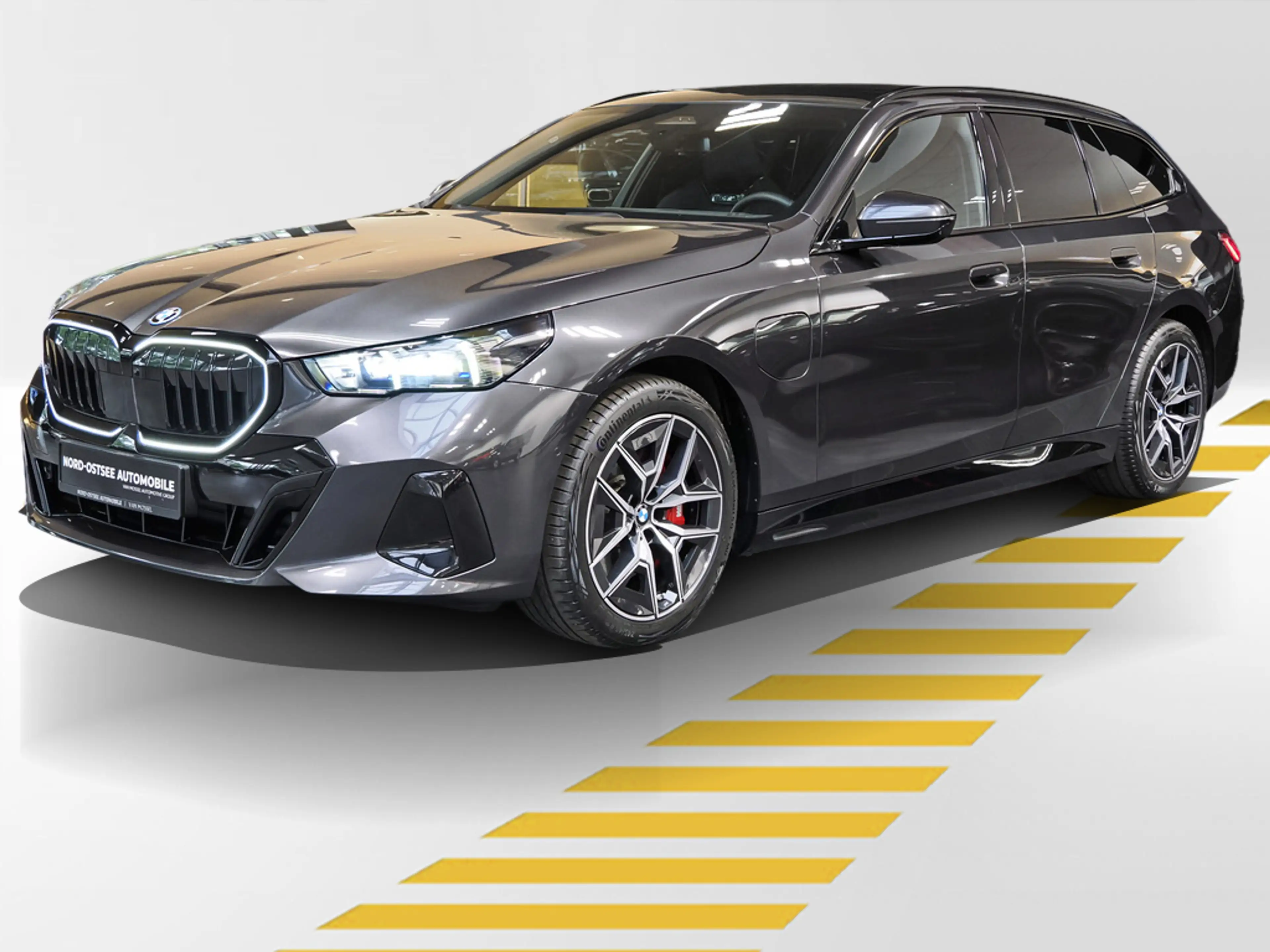 BMW 550 e XDRIVE M SPORT PANO HK-SOUND HEAD-UP 360° — photo 2