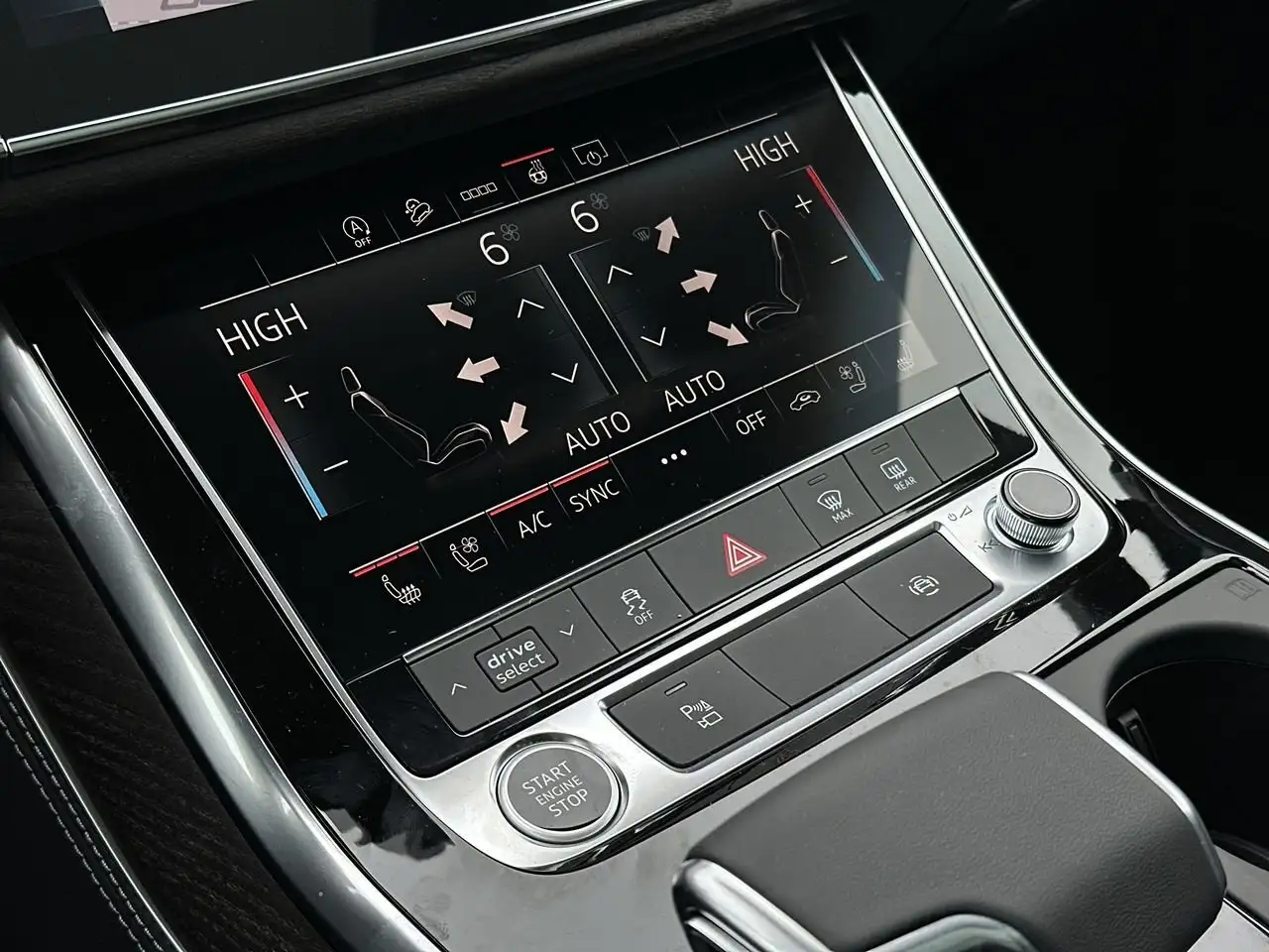 Audi Q7 снимка Audi Q7