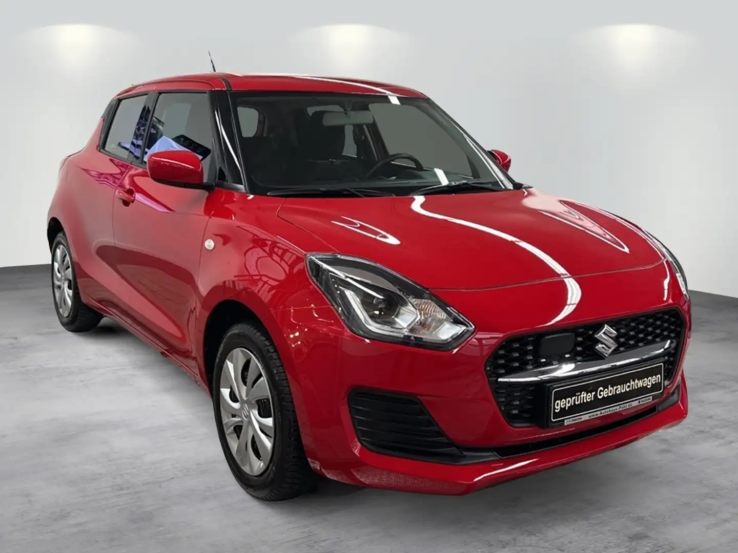 Suzuki Swift 1,2 CLUB HYBRID Rot - 1