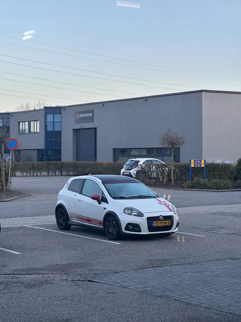 Abarth Grande Punto - 2