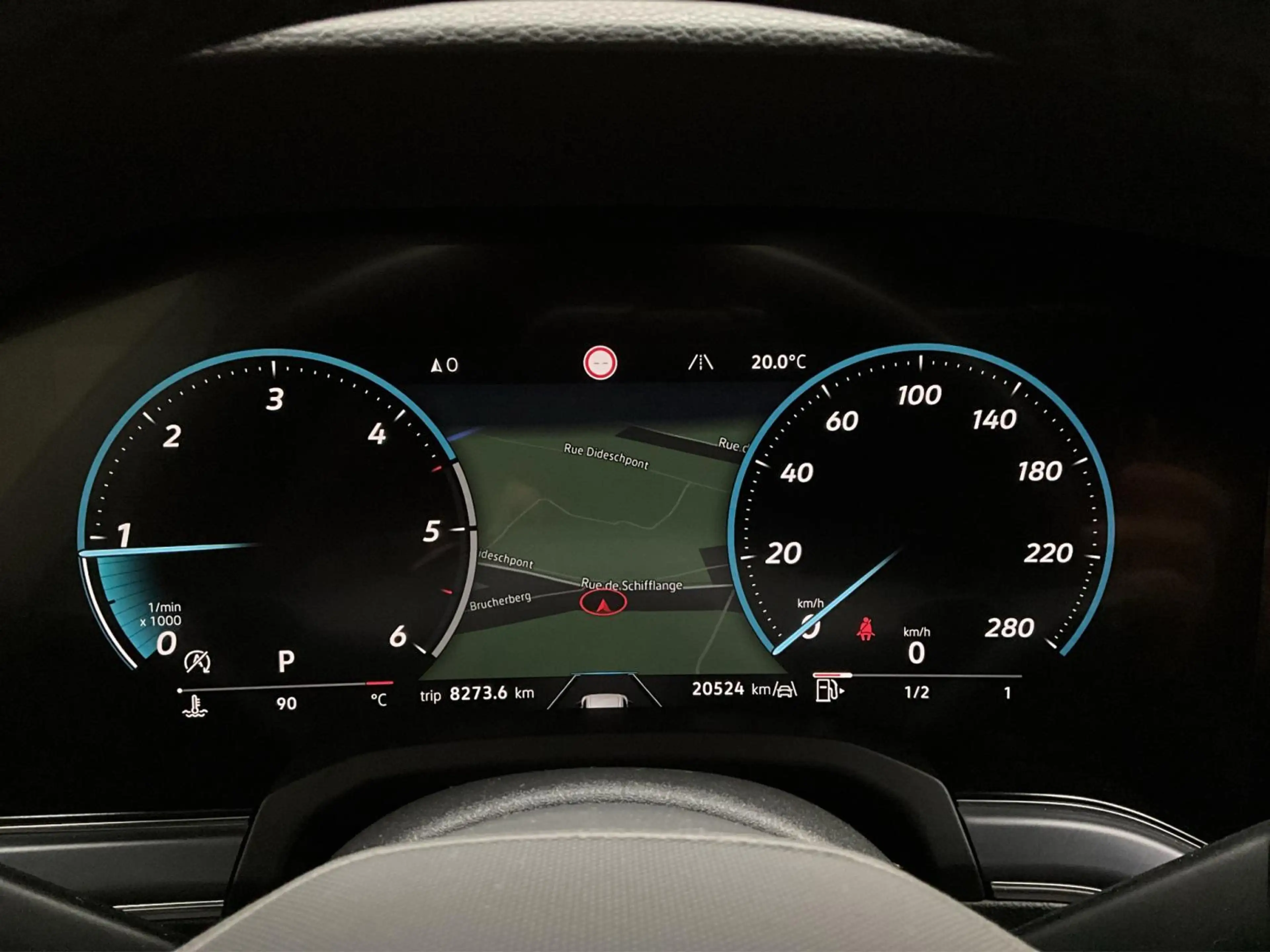Volkswagen Touareg R-Line+Aut8+4Motion+P.confort+LM20+AHK+LED+NAVI — photo 11