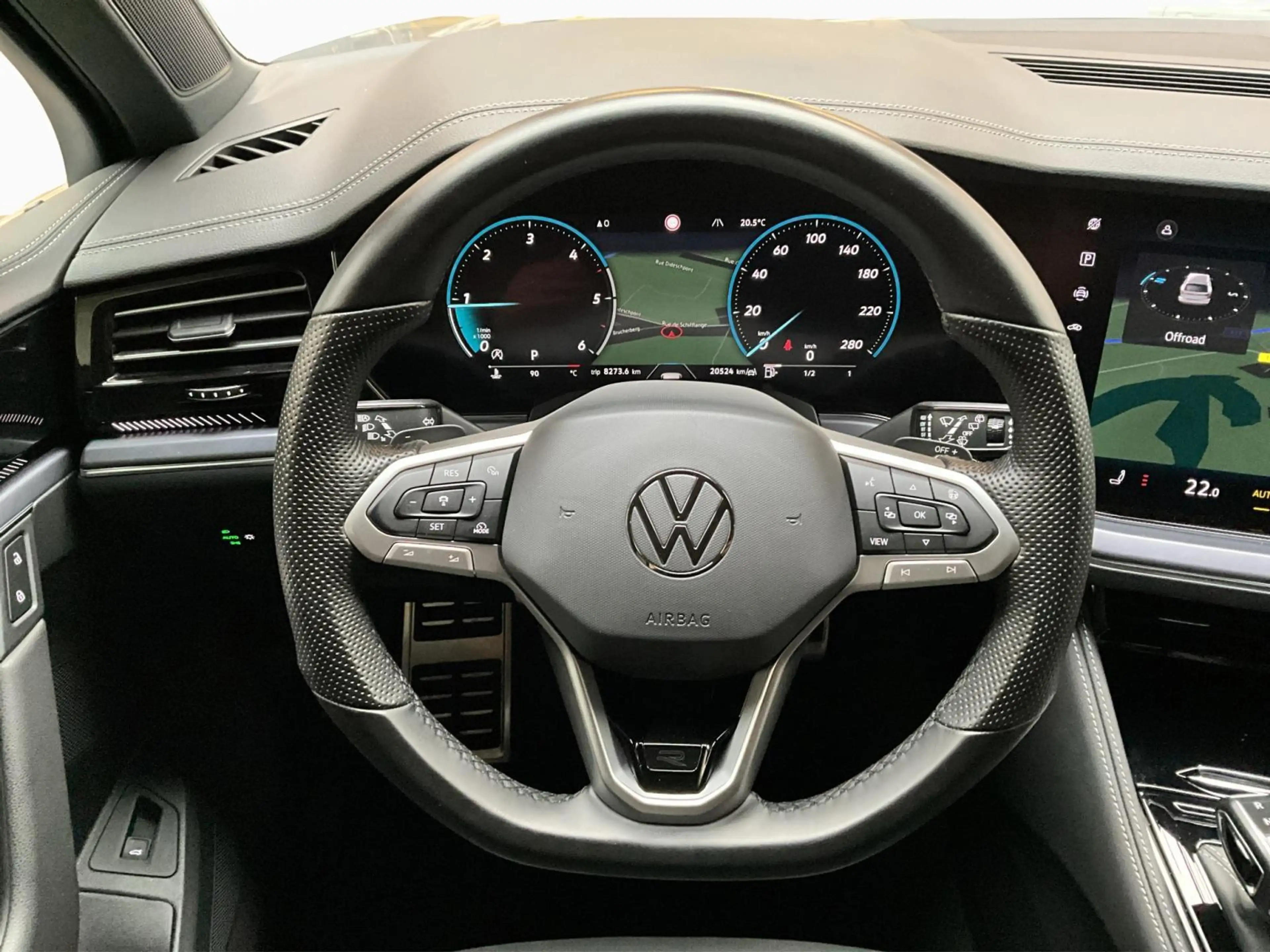 Volkswagen Touareg R-Line+Aut8+4Motion+P.confort+LM20+AHK+LED+NAVI — photo 10
