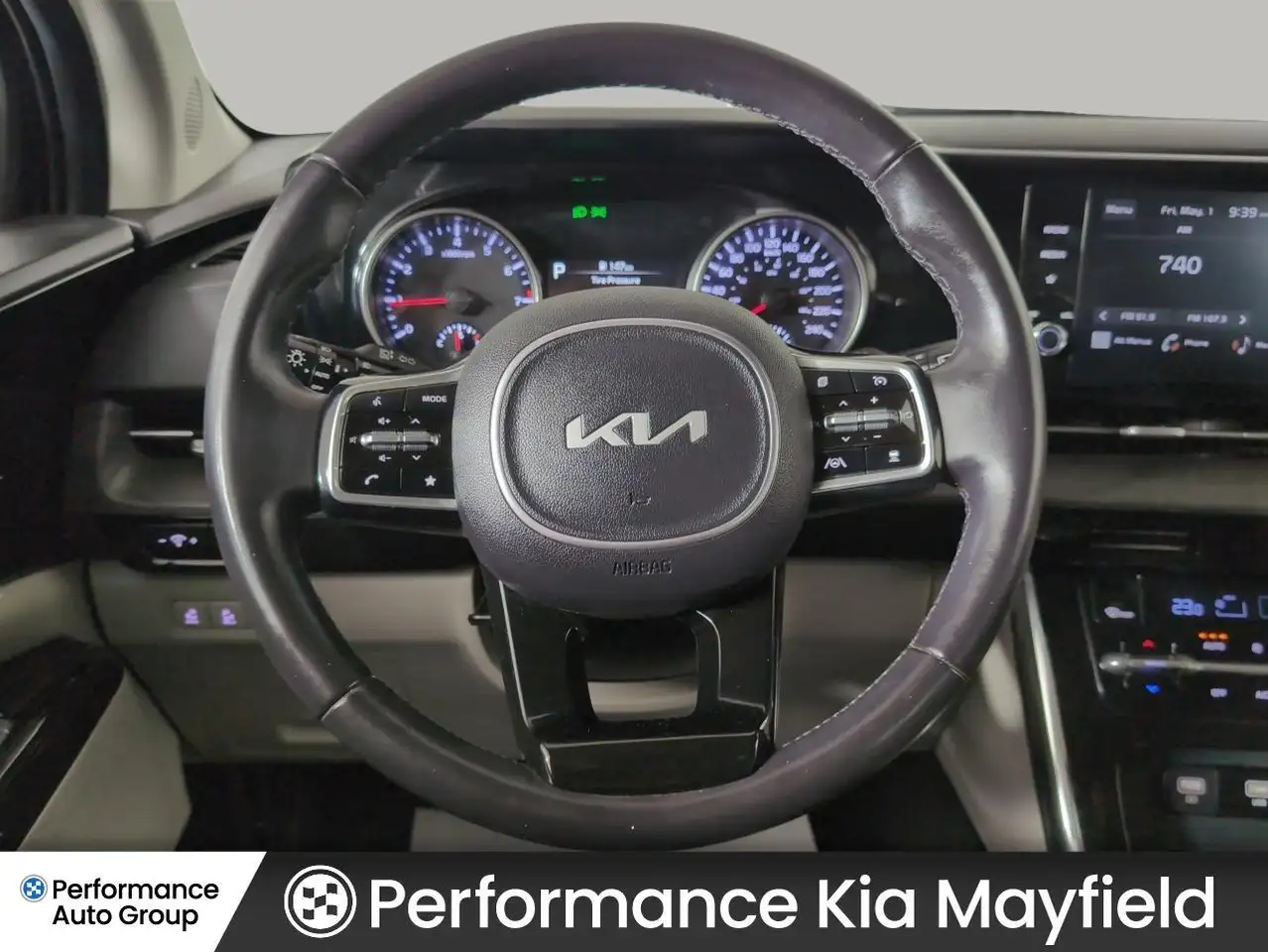 Kia Carnival снимка Kia Carnival