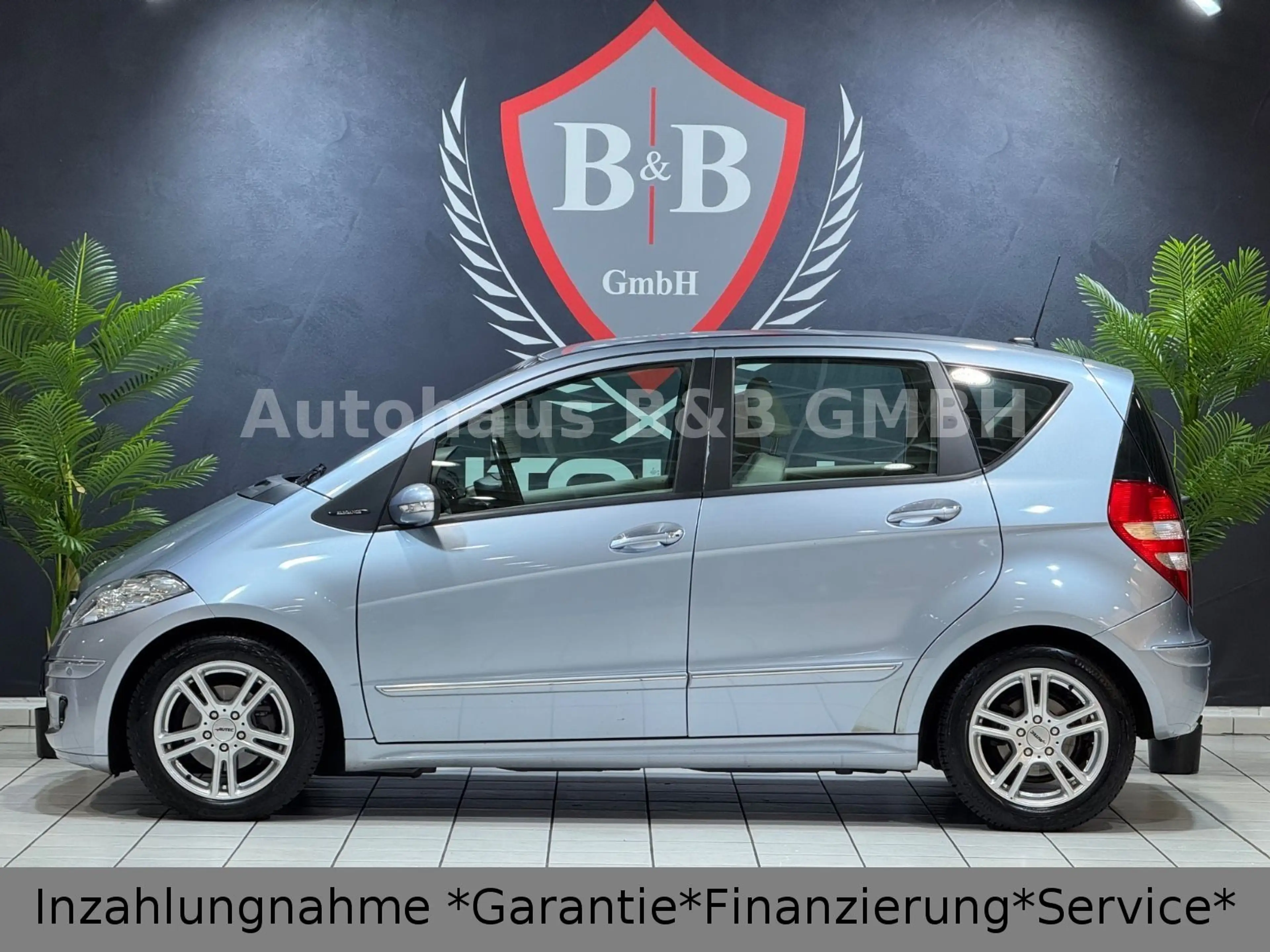 Mercedes-Benz A 200 *Elegance*Automatik*SHZ*NAVI*Xenon — photo 10