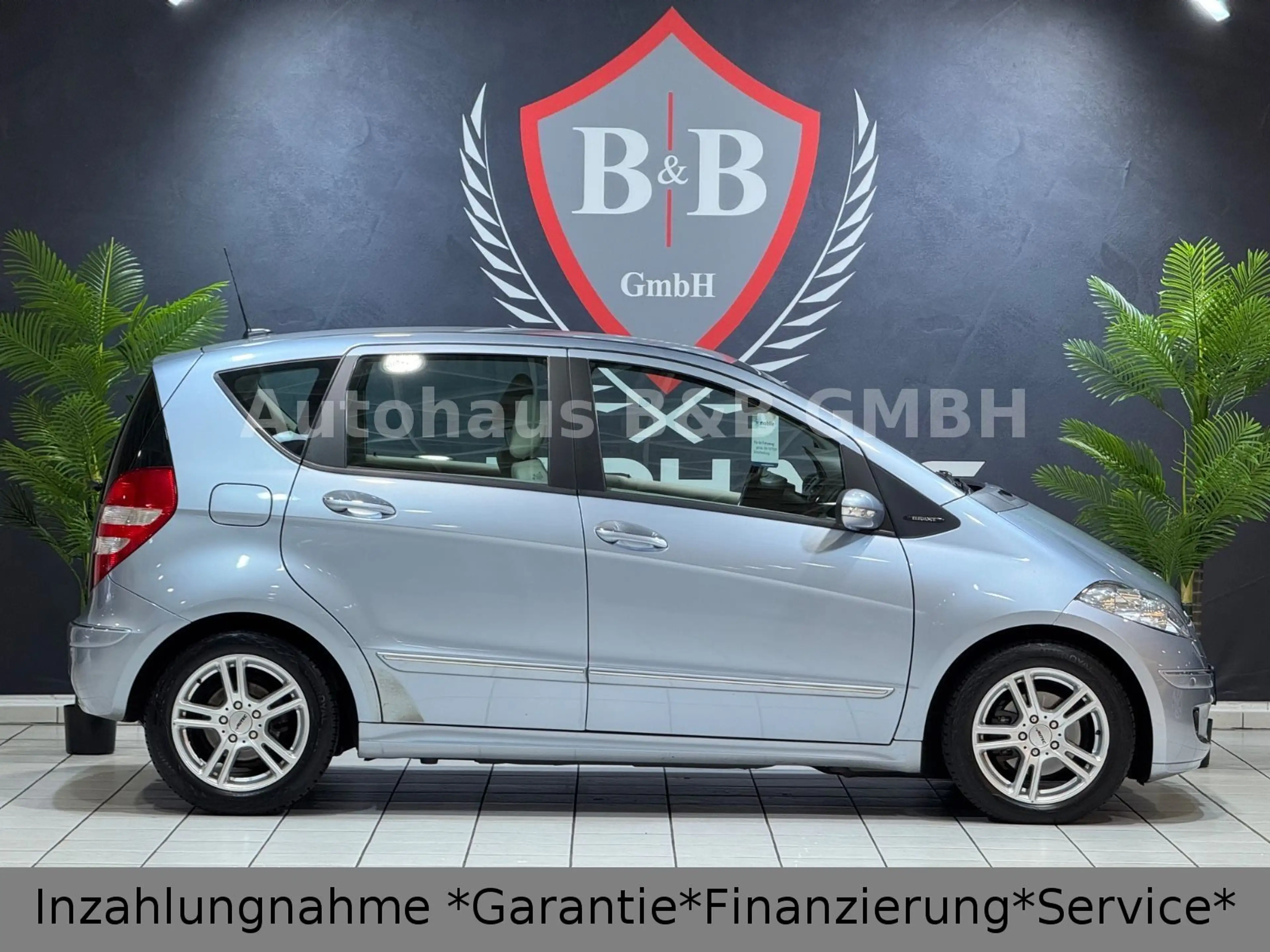 Mercedes-Benz A 200 *Elegance*Automatik*SHZ*NAVI*Xenon — photo 12