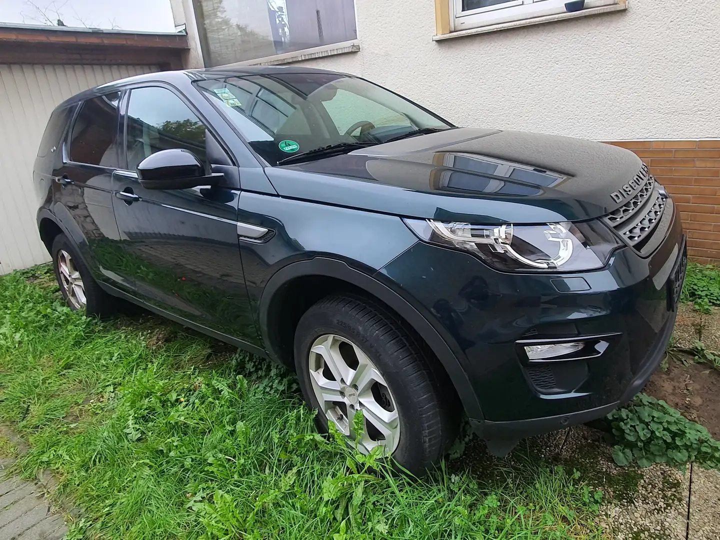 Land Rover Discovery Sport Discovery Sport TD4 Pure Groen - 1