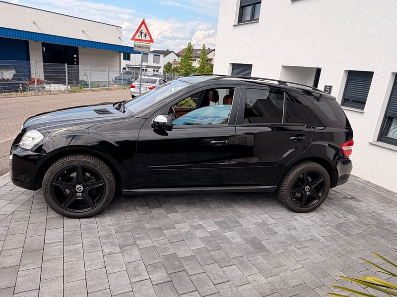 Mercedes-Benz ML 350 CDI 4Matic AMG- Paket — photo 5