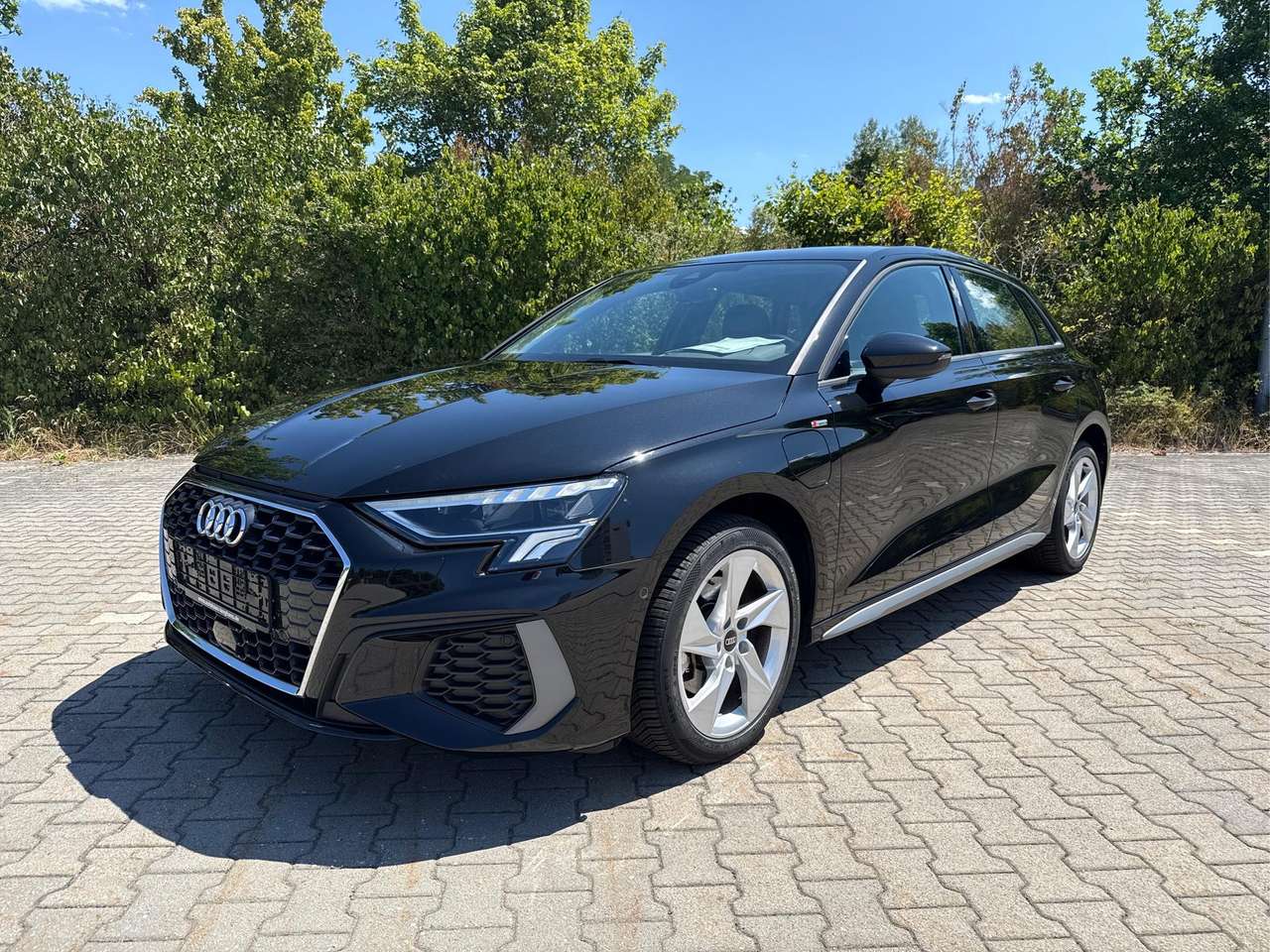 Audi A3 2022 — Sportback 40 1.4 TFSI e-tron S line 110 kW (150...