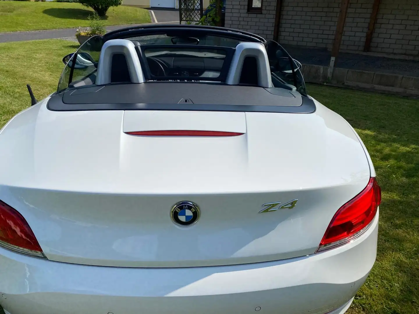 BMW Z4 Z4 sDrive20i Weiß - 2