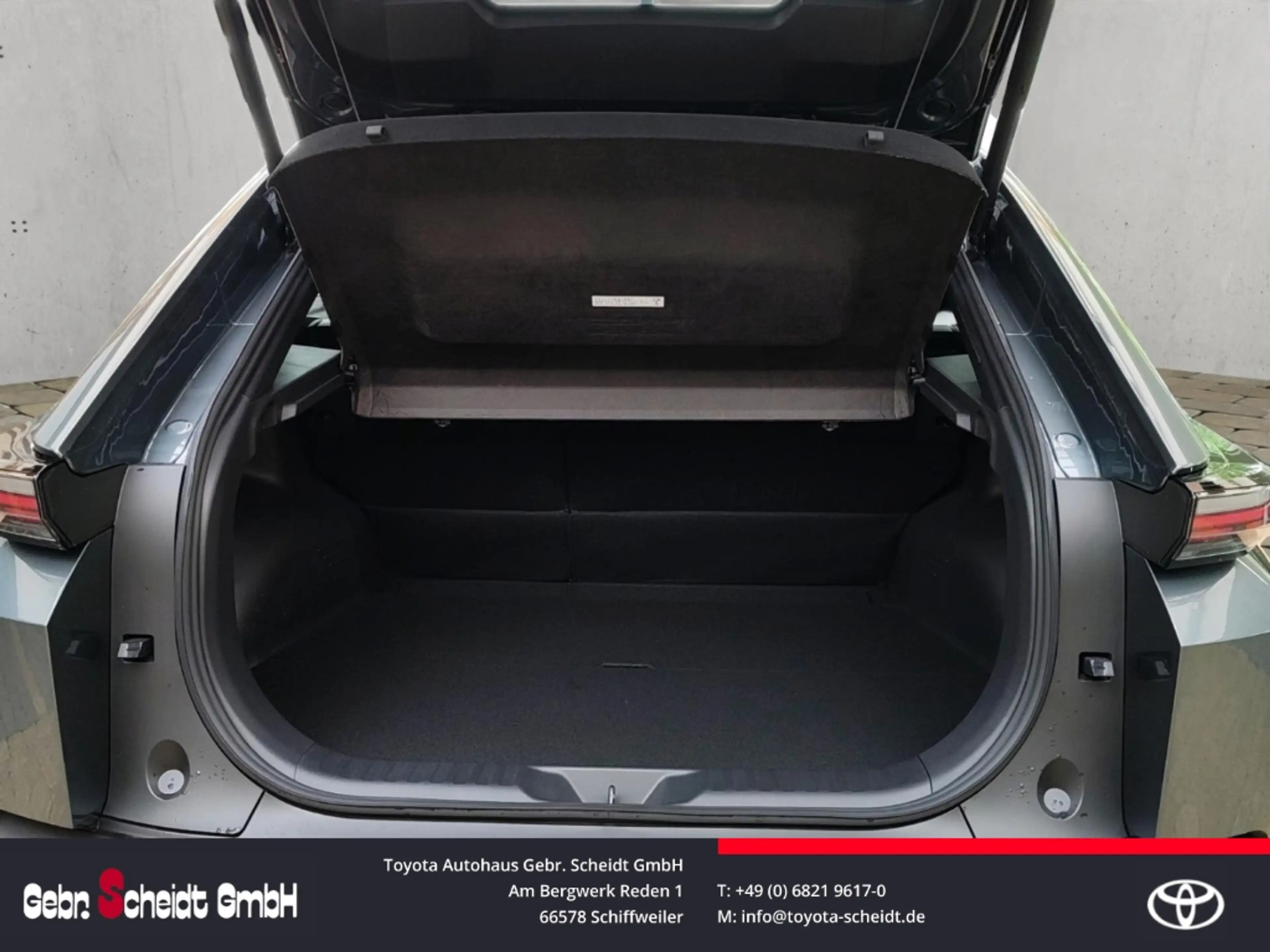 Toyota C-HR+ 165 kW Teamplayer — photo 11
