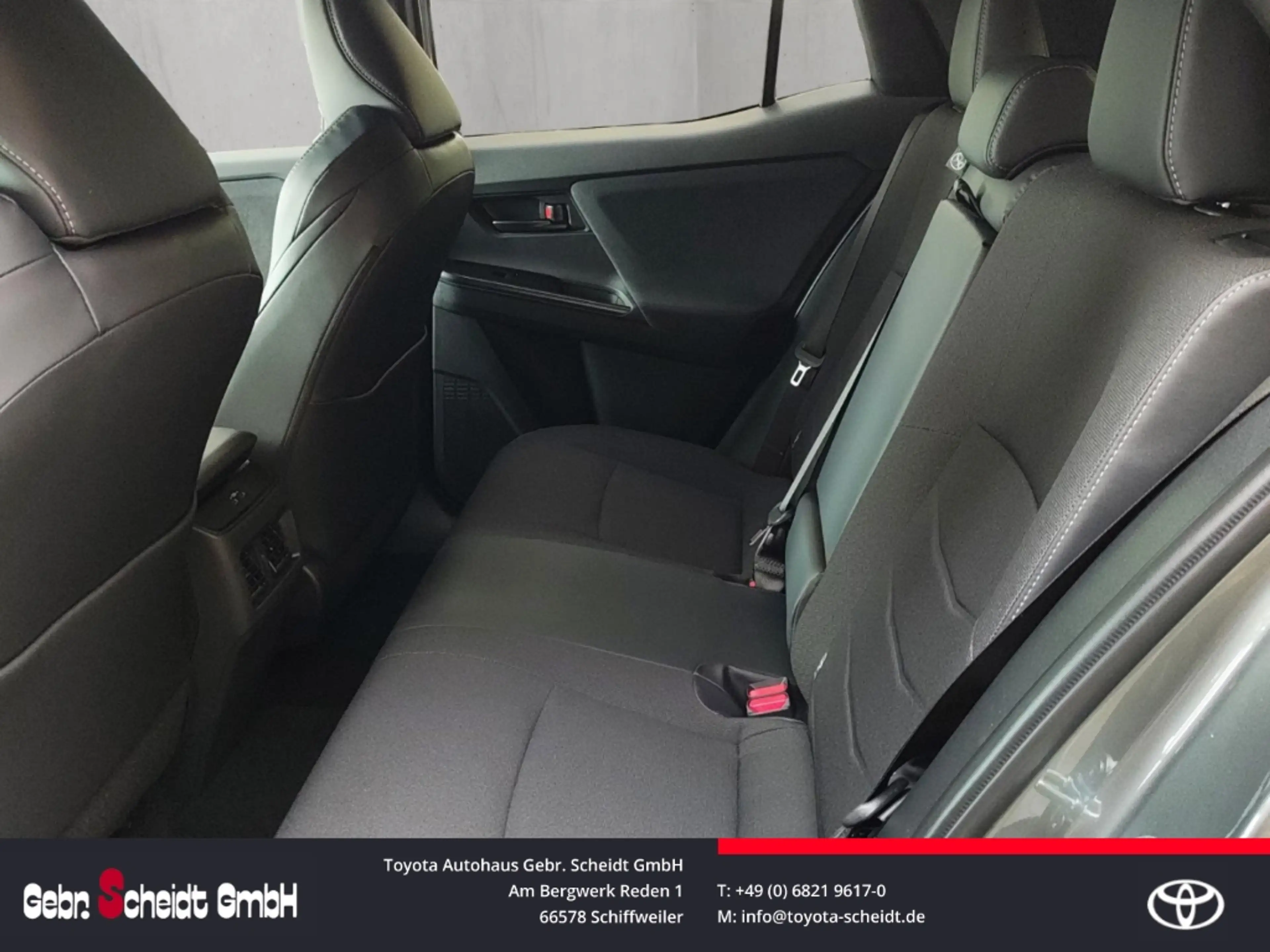 Toyota C-HR+ 165 kW Teamplayer — photo 12