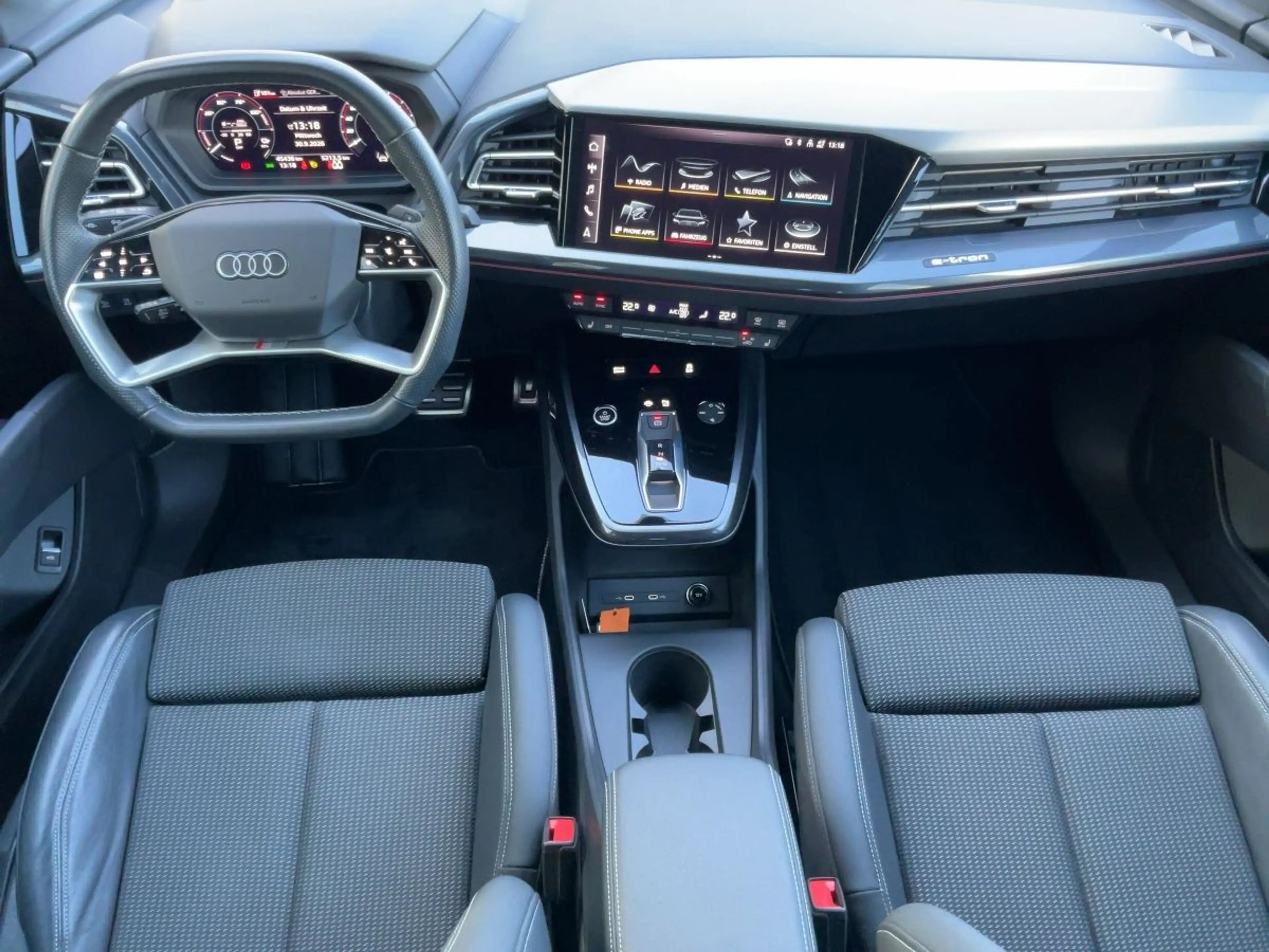 Audi Q4 e-tron Q4 Sportback 50 e-tron quattro Automatik — photo 9