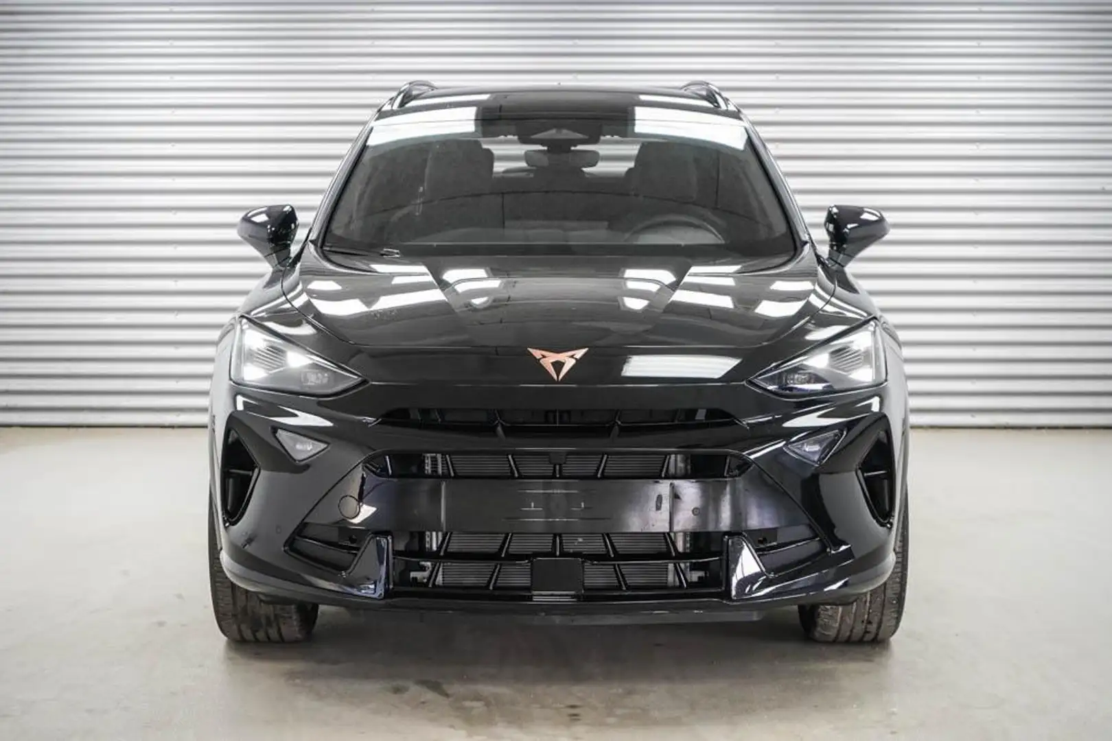 CUPRA Formentor 1,5 eTSI DSG - LAGER 110 kW (150 PS), Automatik Schwarz - 2