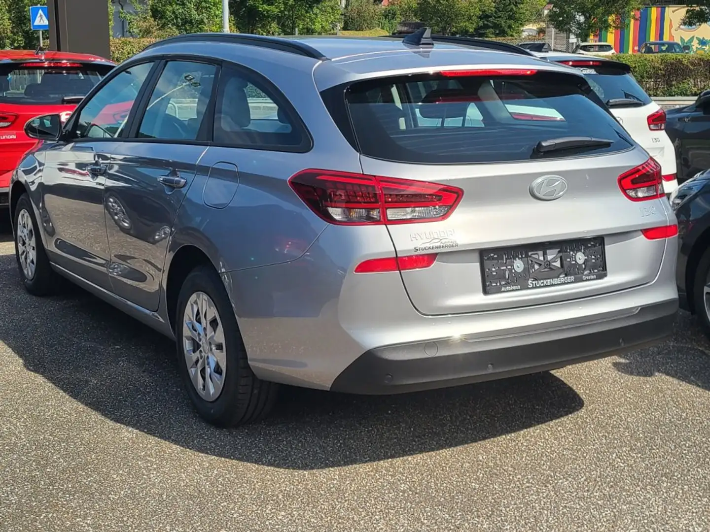 Hyundai i30 Kombi - PD Smart Line 1.5 DPI c5ks1-OO4 Silber - 2