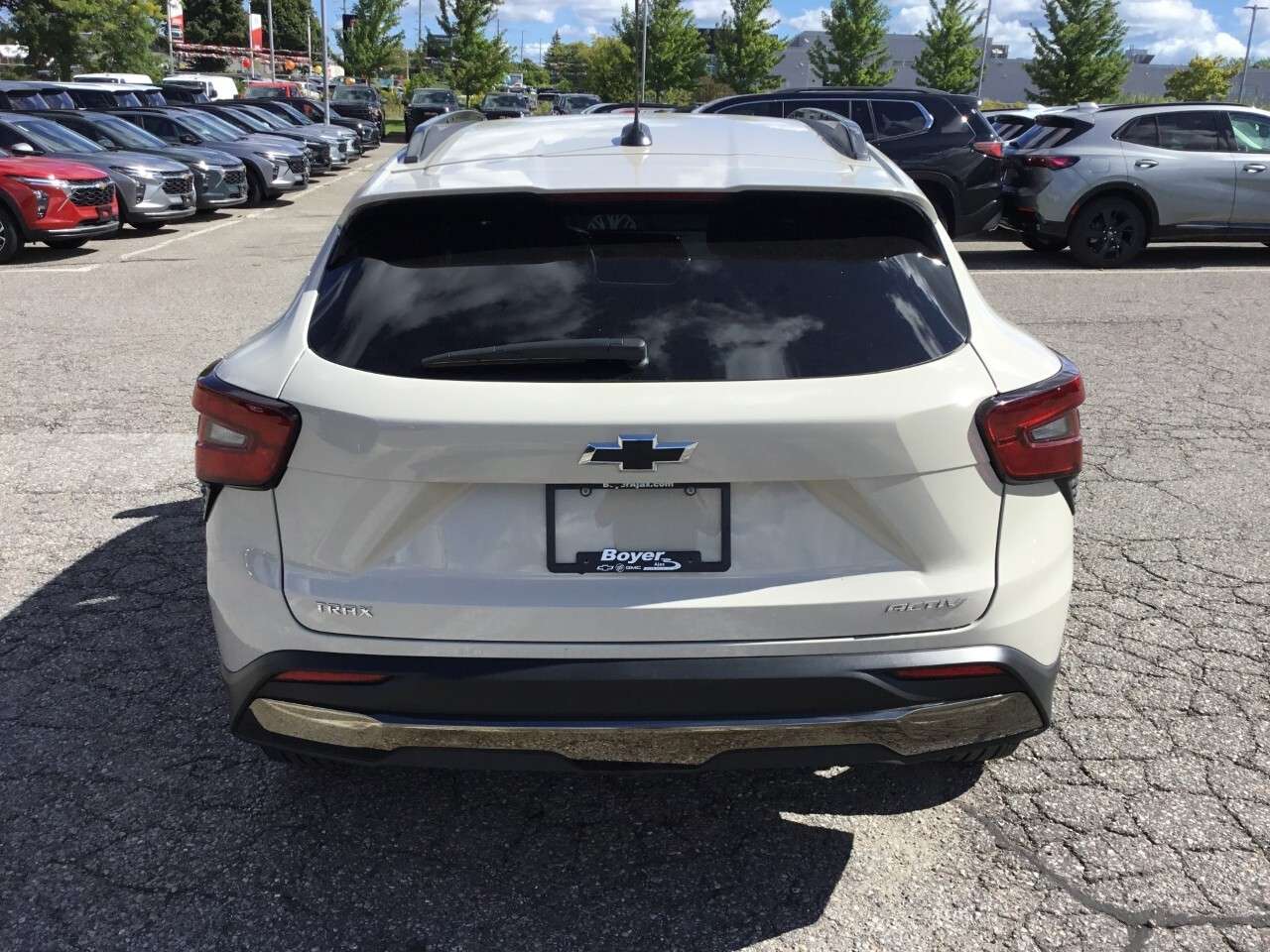 2026 Chevrolet Trax FWD 4dr ACTIV — снимка 1