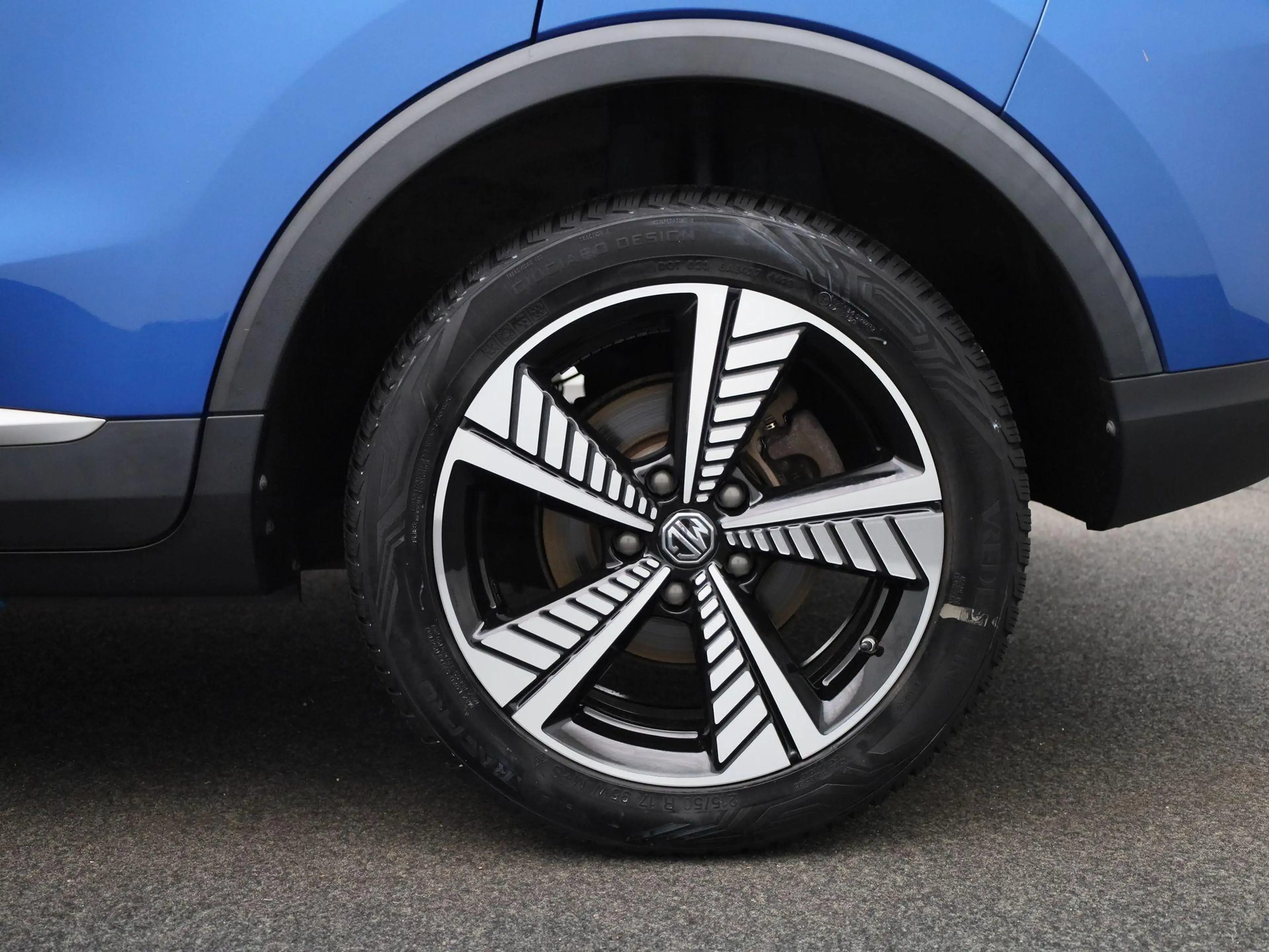 MG ZS MG EV Luxury 45 kWh — photo 13