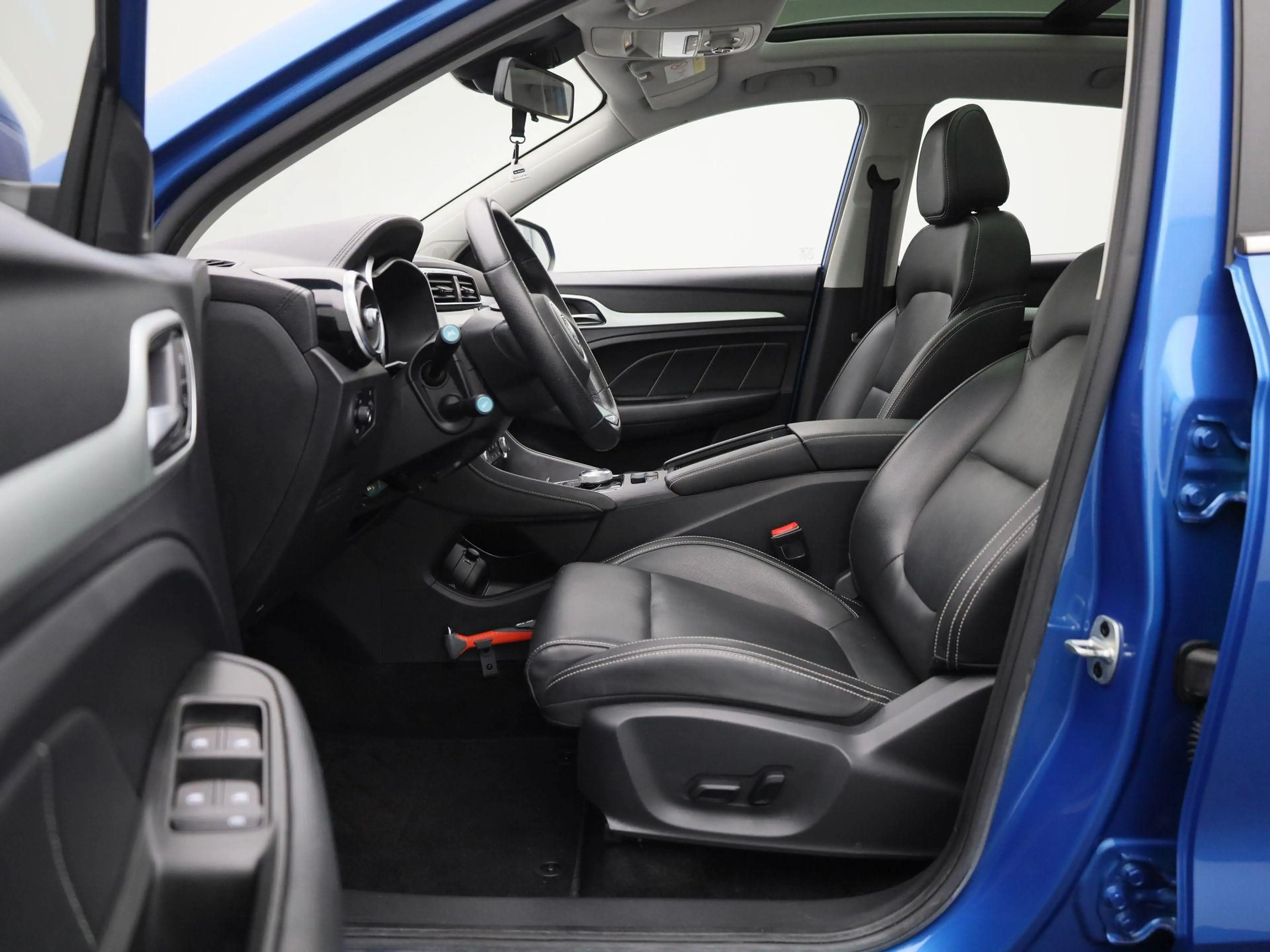 MG ZS MG EV Luxury 45 kWh — photo 11