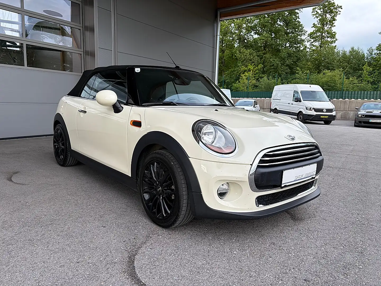 MINI One Cabrio MINI One Cabrio Beige - 2