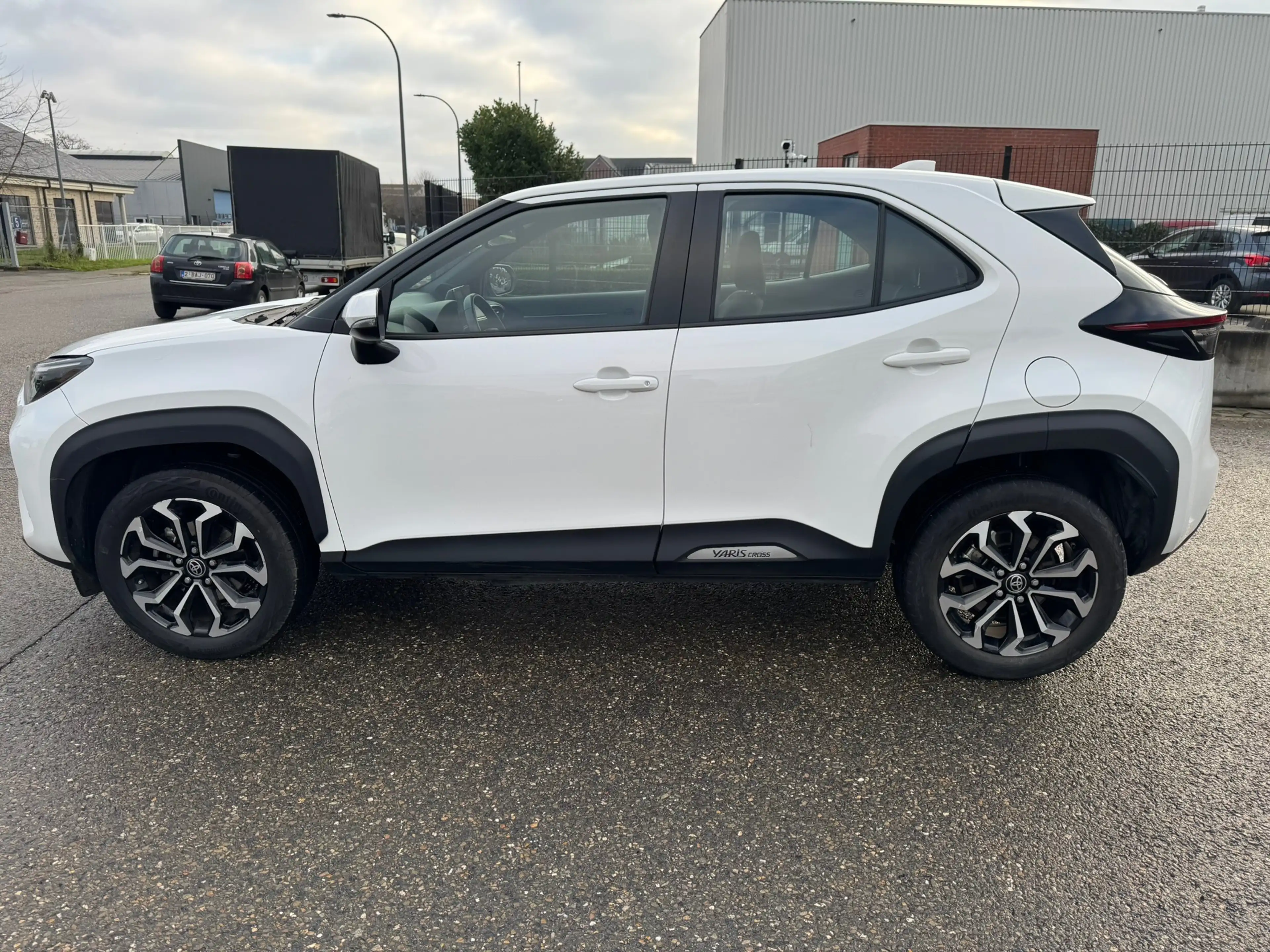Toyota Yaris Cross Yaris Cross Hybrid 1.5i VVT-i Premiere E-CVT — photo 12