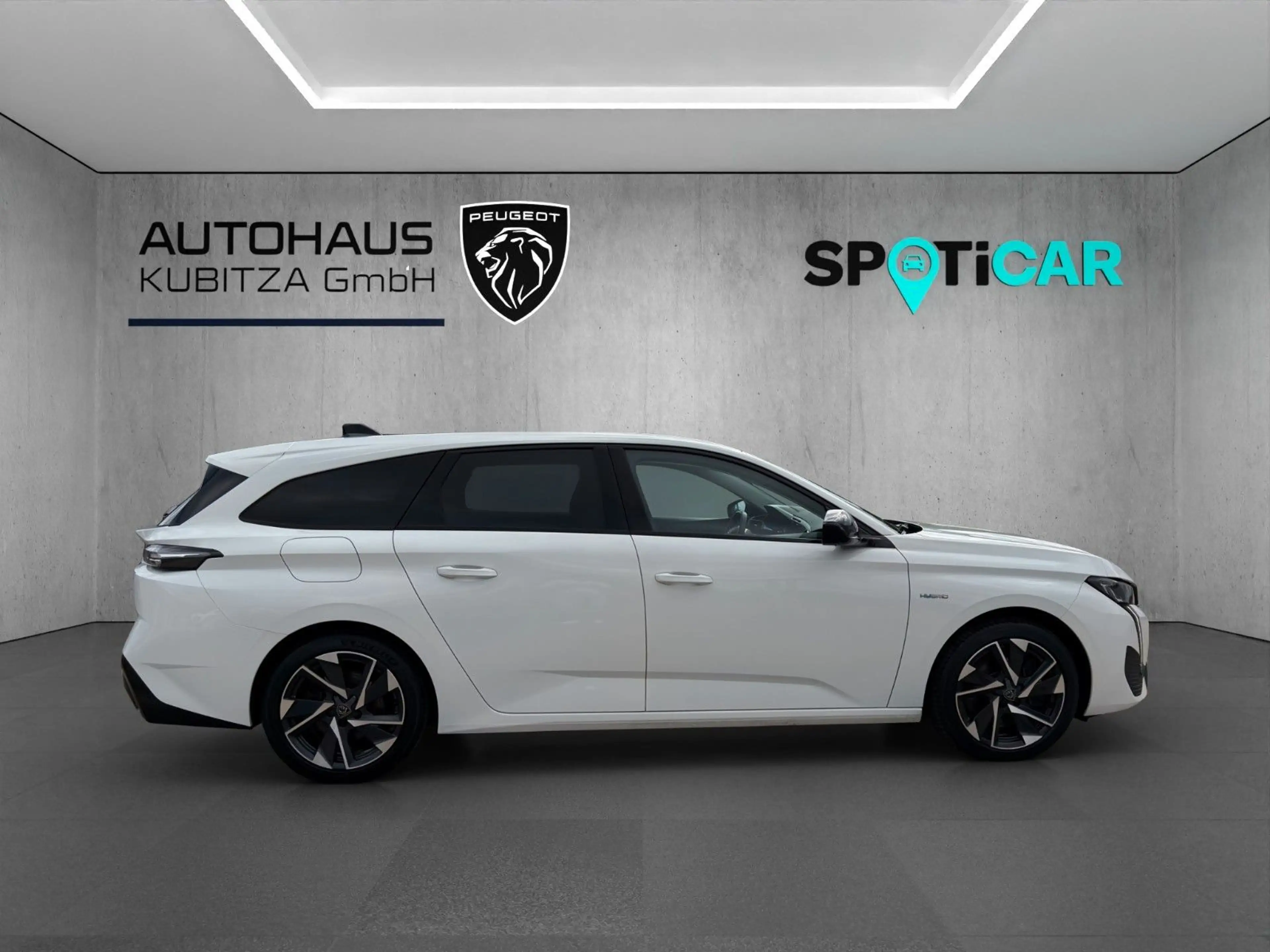 Peugeot 308 SW Hybrid 180 Allure Pack *SHZ*Kamera360 — photo 7