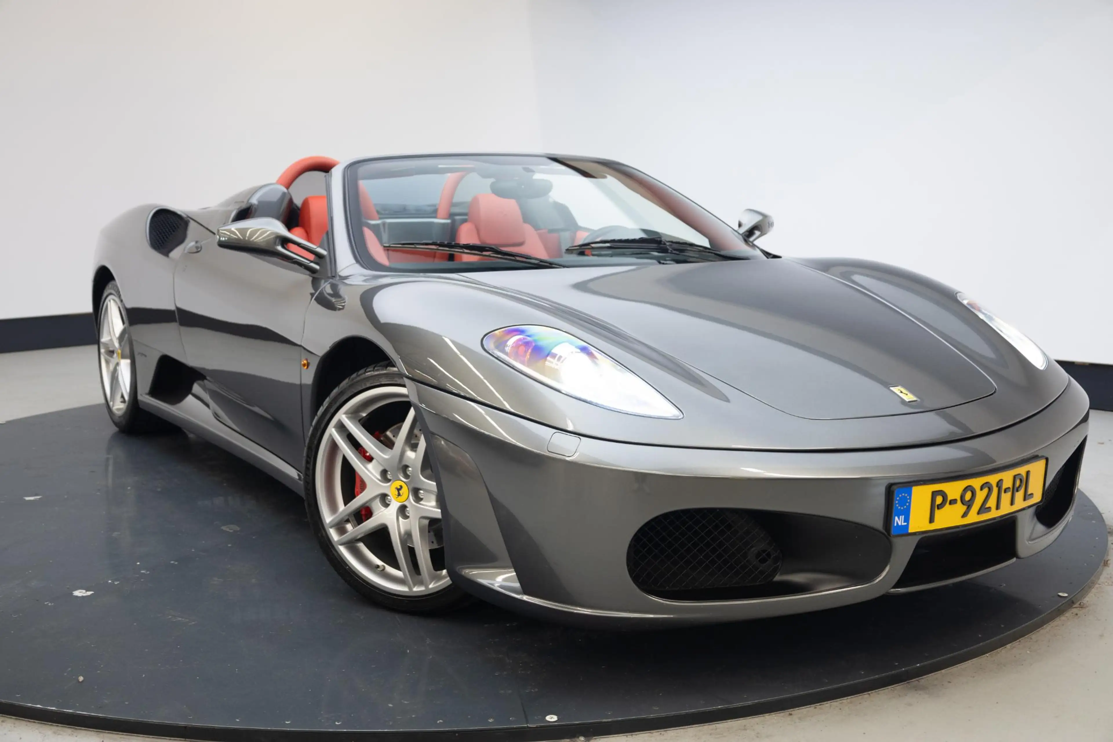 Ferrari F430 4.3 V8 Spider F1 | Volledige historie | — photo 5