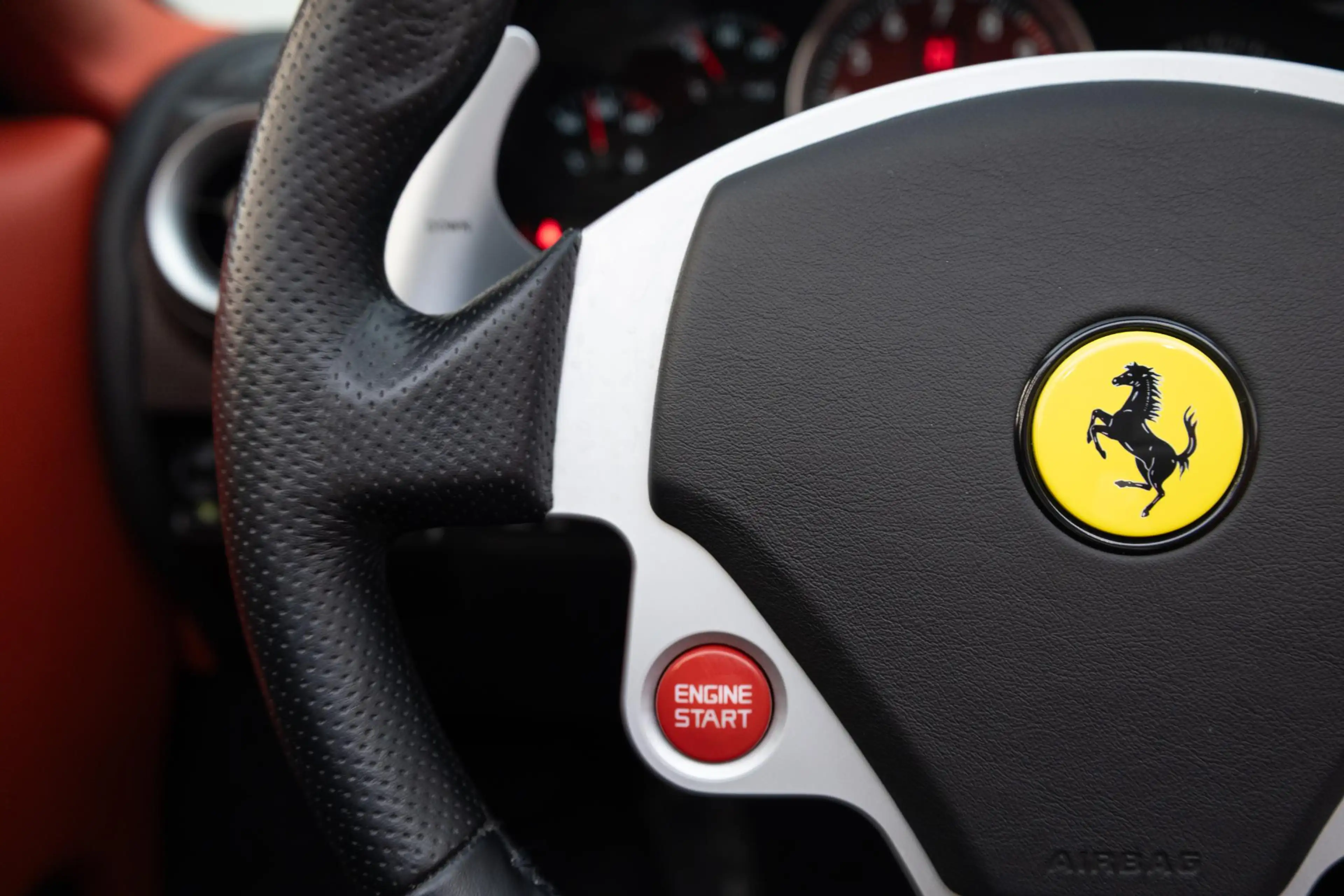 Ferrari F430 4.3 V8 Spider F1 | Volledige historie | — photo 19