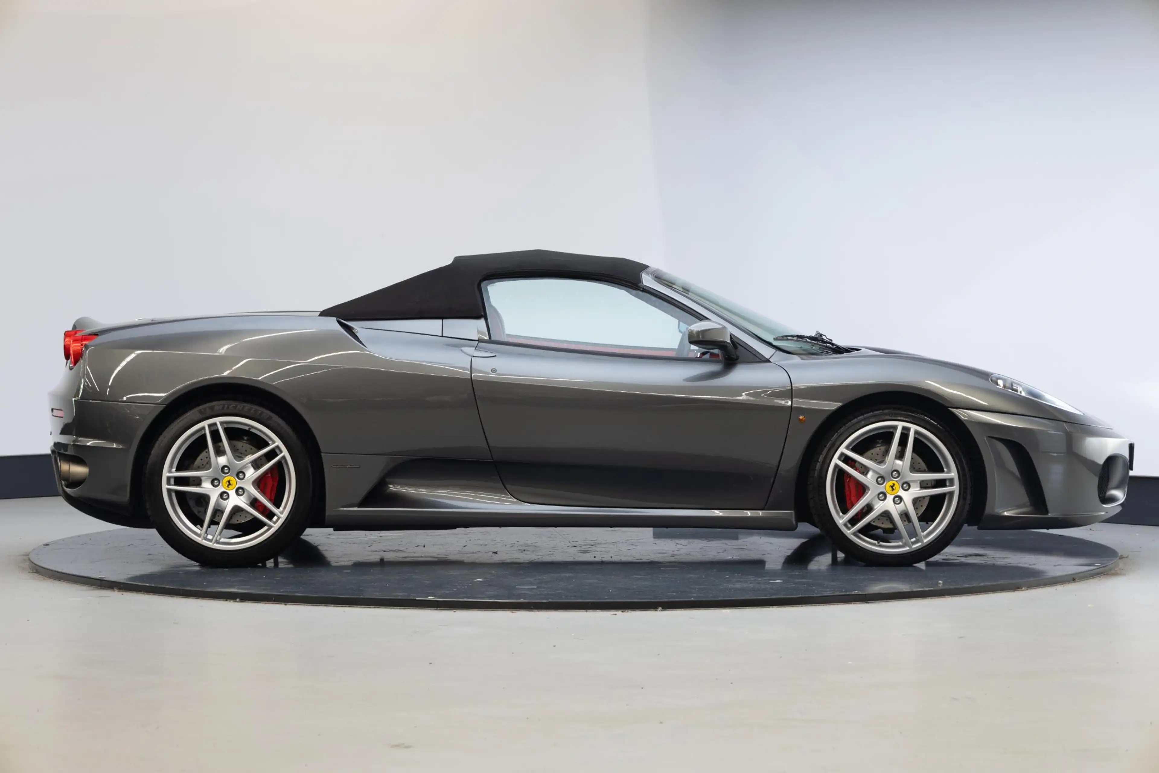 Ferrari F430 4.3 V8 Spider F1 | Volledige historie | — photo 29