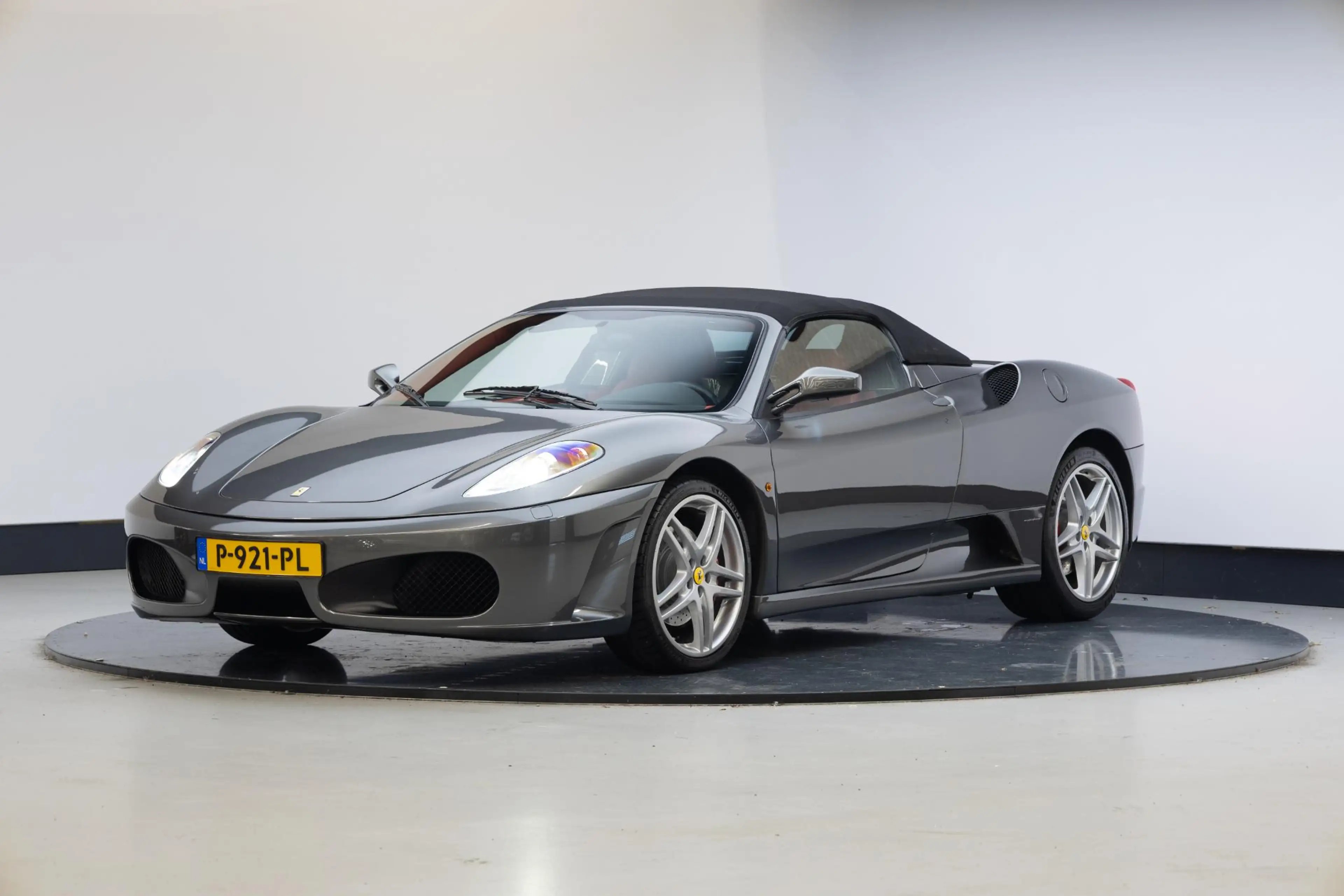 Ferrari F430 4.3 V8 Spider F1 | Volledige historie | — photo 25