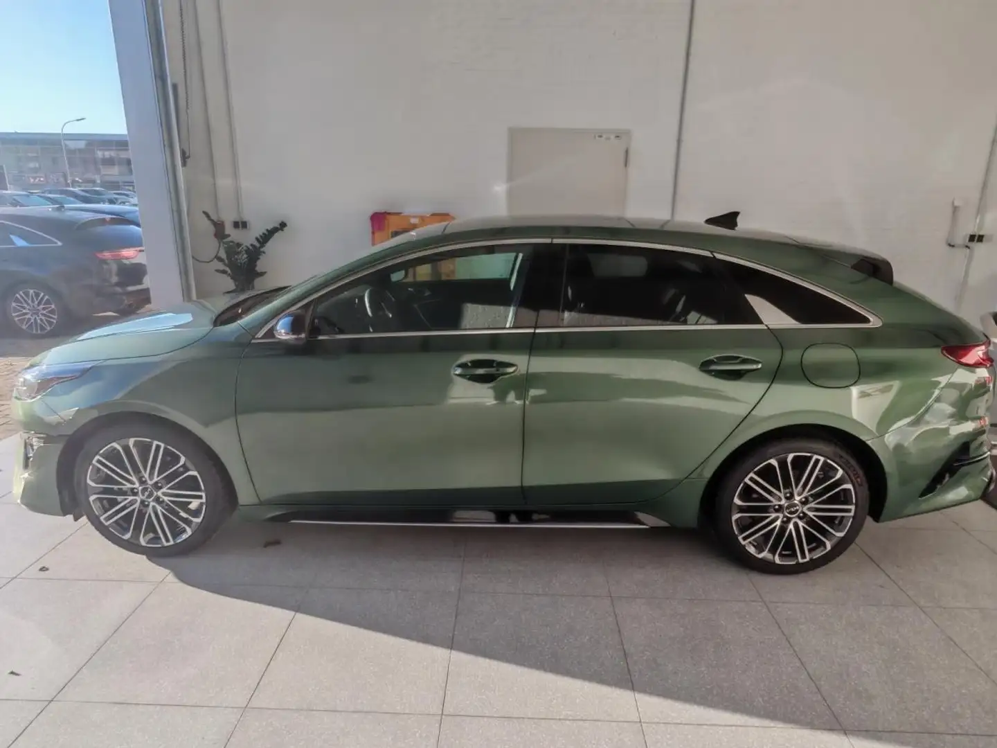 Kia ProCeed / pro_cee'd GT-Line P1, P2 & P4 Grün - 2