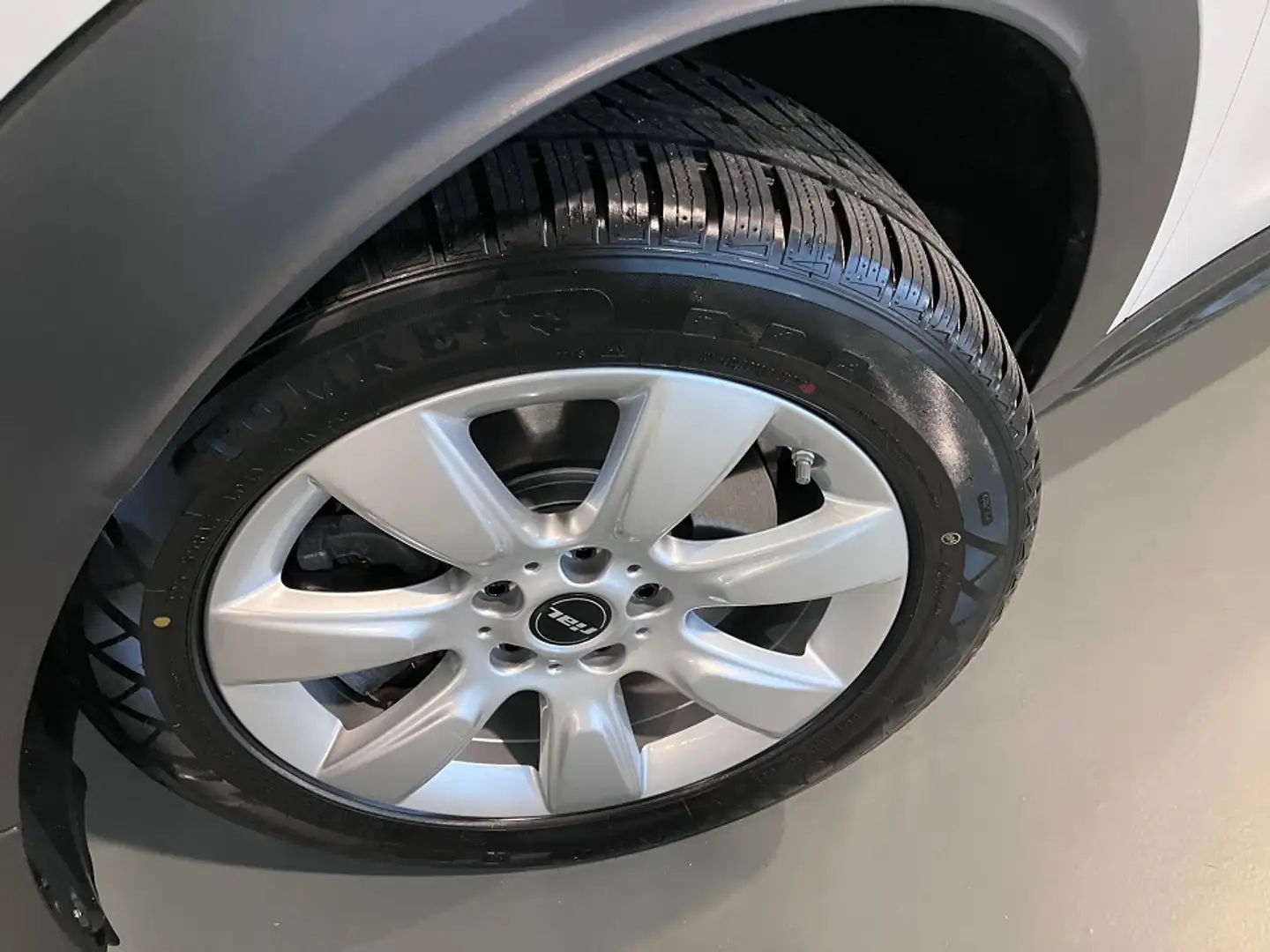 MINI Cooper Countryman SE ALL4 Automatik - Navi/ Sitzh./ PDC Blanco - 2