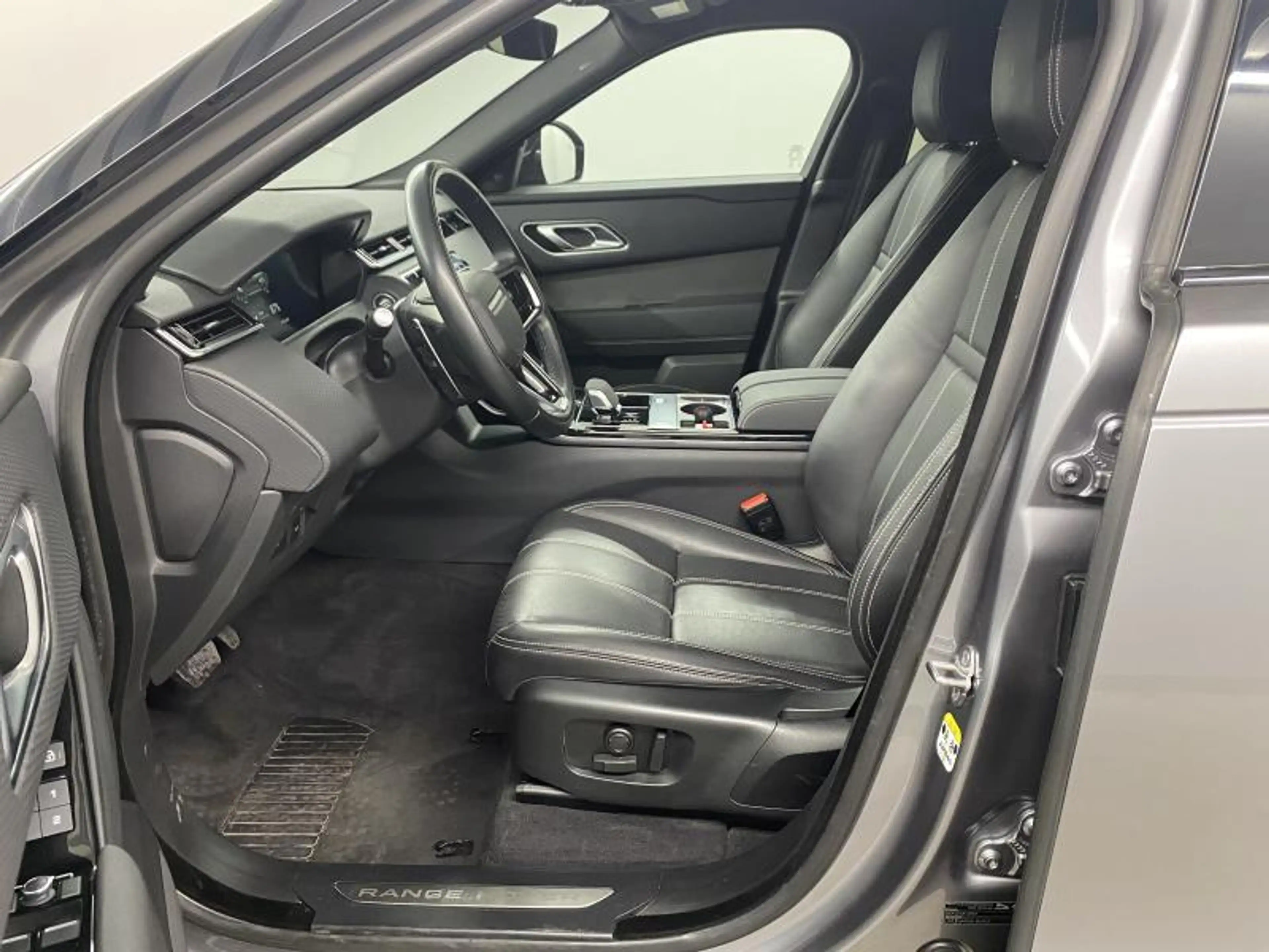 Land Rover Range Rover Velar P400e SE AWD Auto. 23MY — photo 14