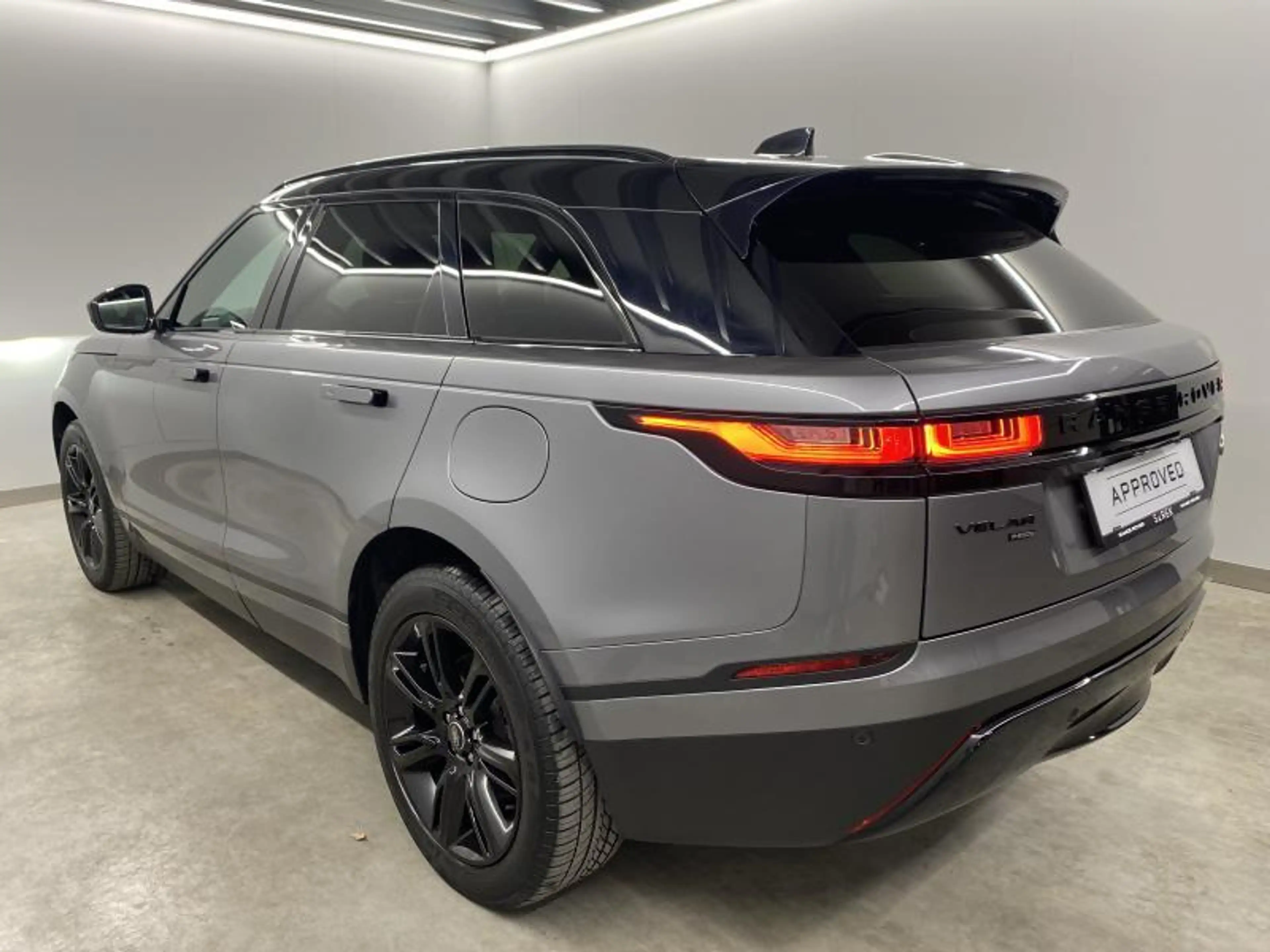 Land Rover Range Rover Velar P400e SE AWD Auto. 23MY — photo 6