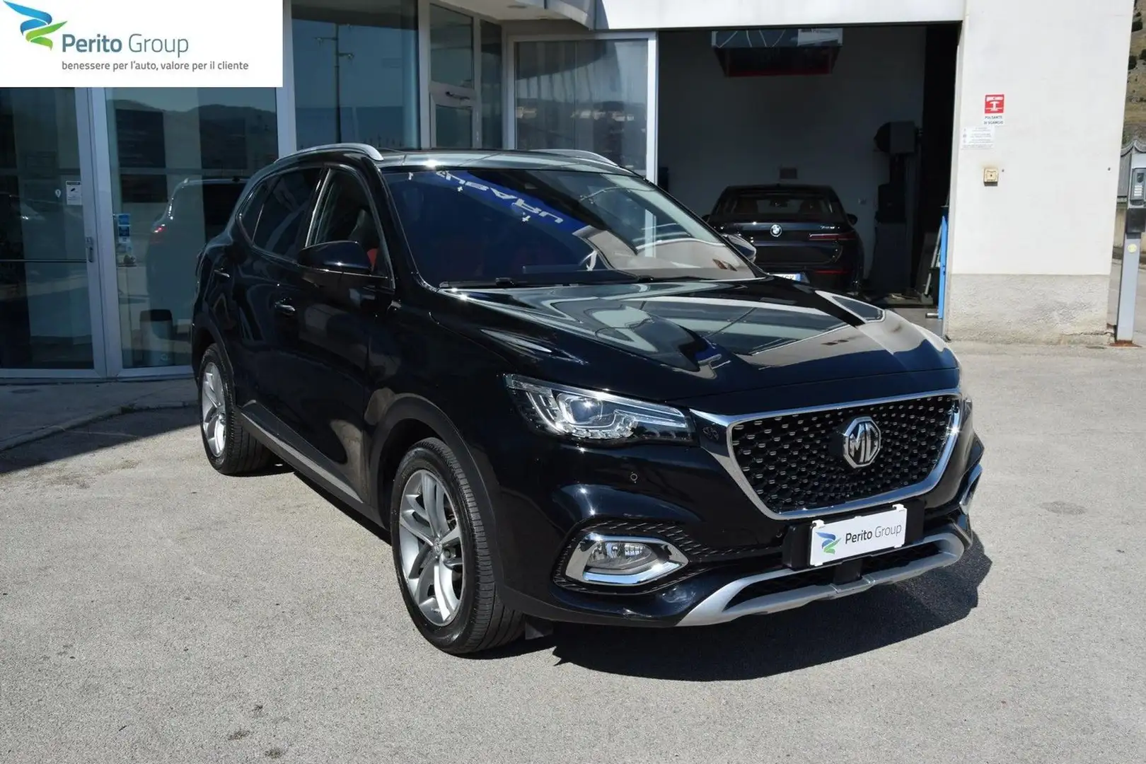 MG EHS Plug-in Hybrid Exclusive Nero - 1
