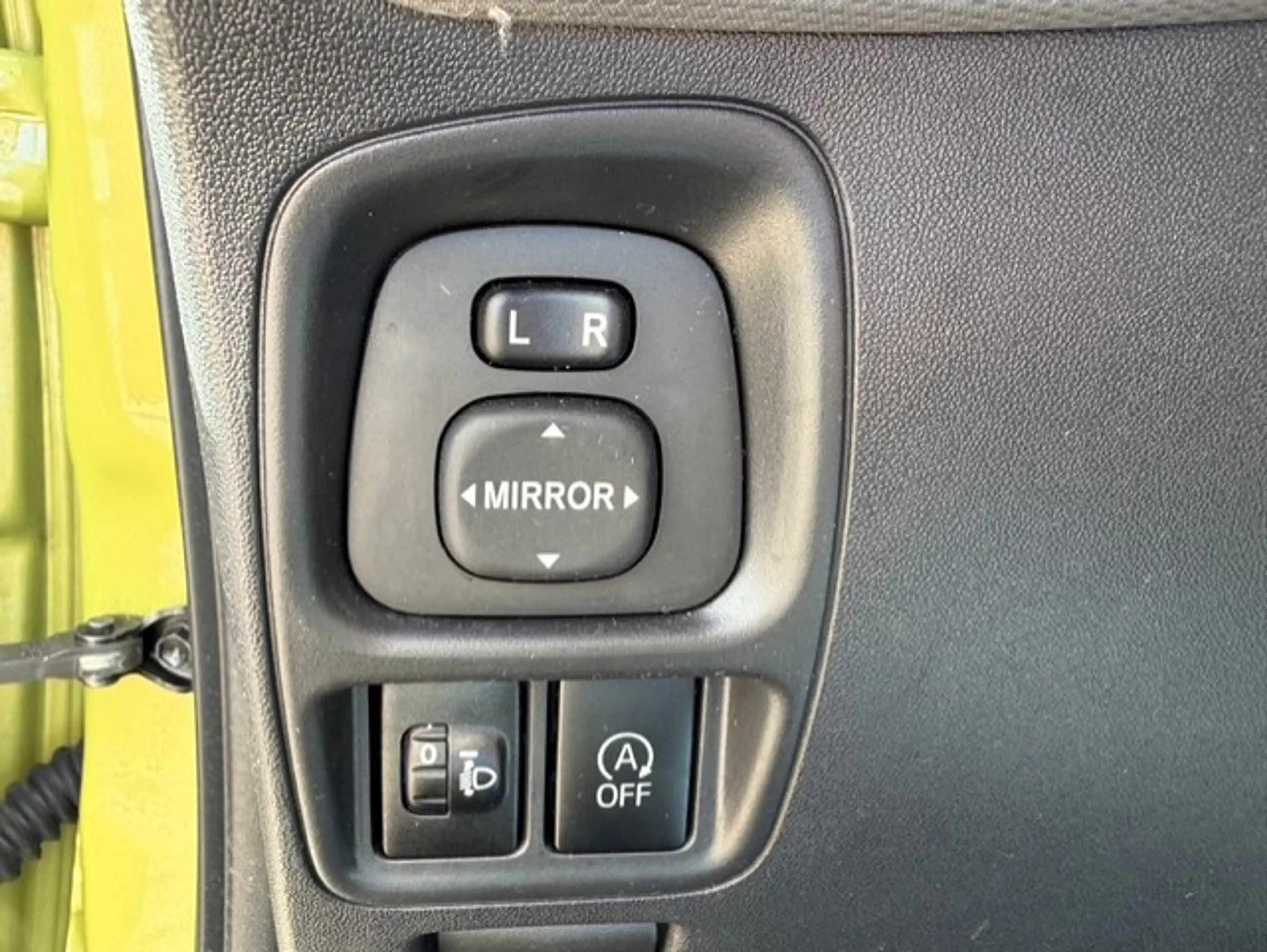 Peugeot 108 1.0 e-VTi Allure AIRCO CAMERA — photo 14