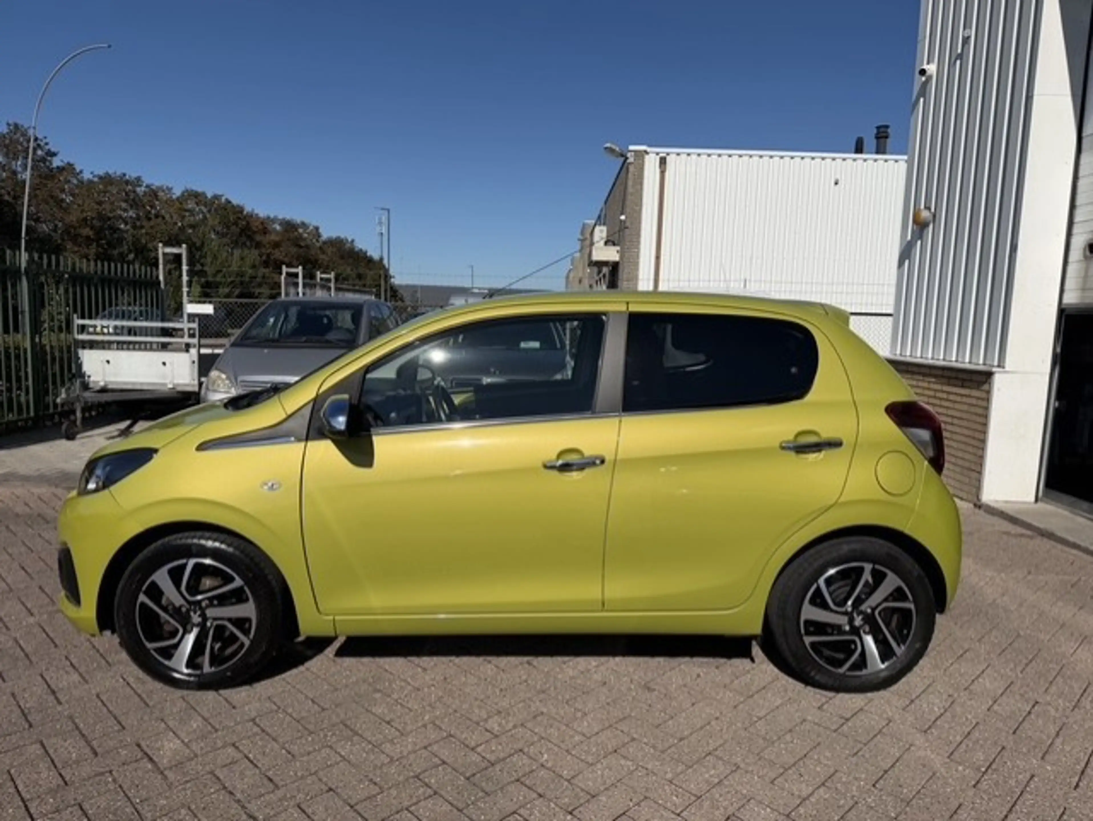 Peugeot 108 1.0 e-VTi Allure AIRCO CAMERA — photo 2