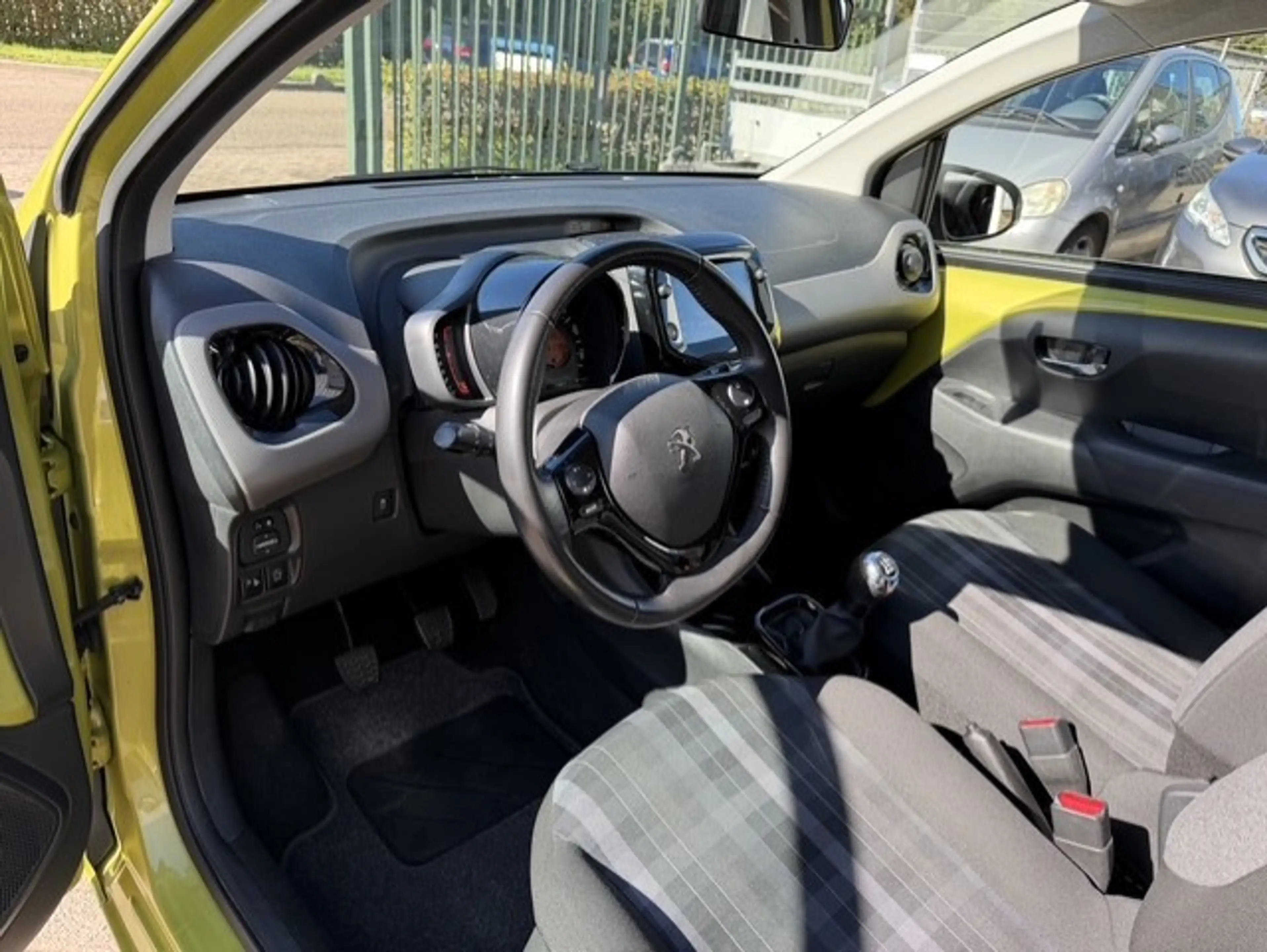 Peugeot 108 1.0 e-VTi Allure AIRCO CAMERA — photo 4