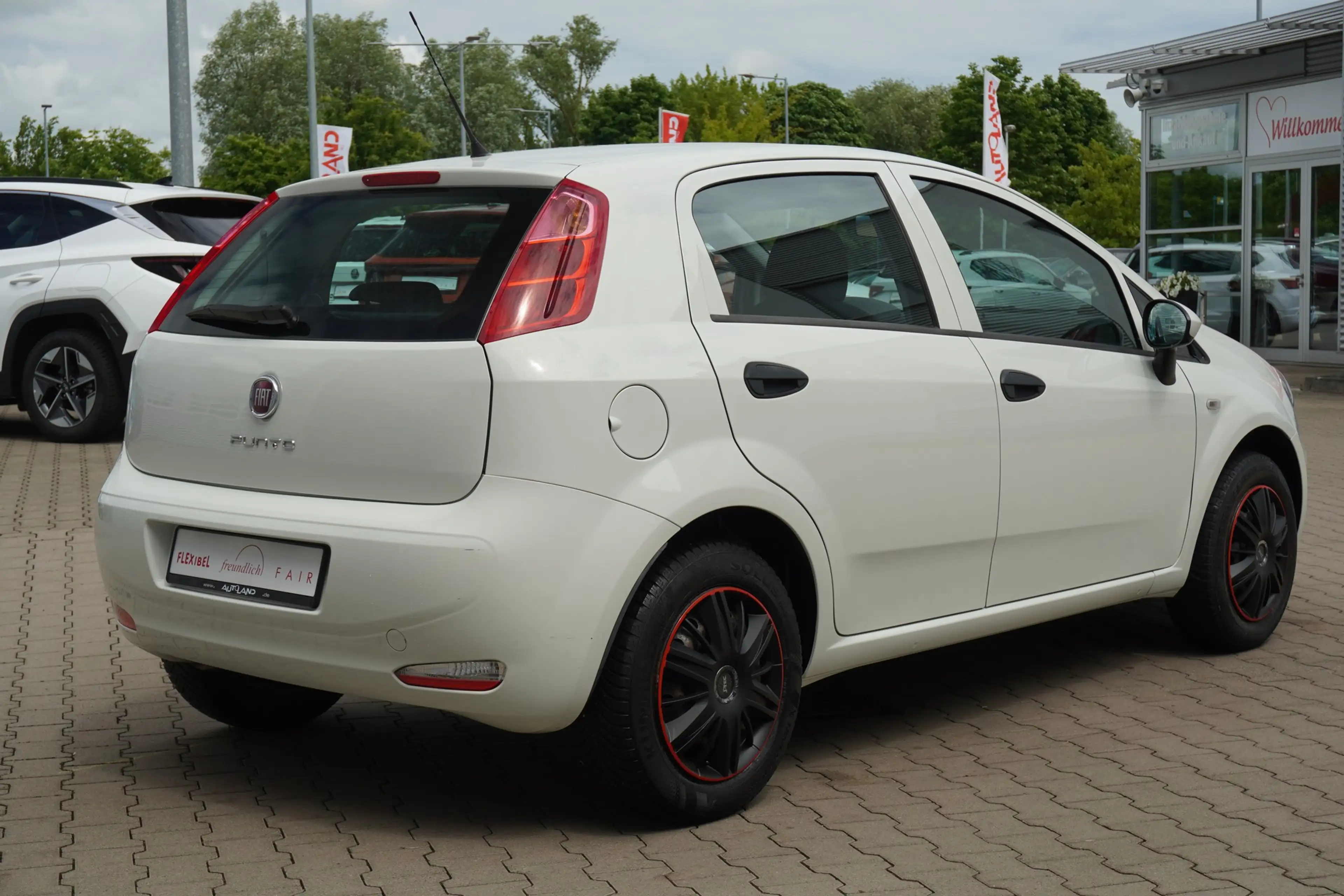 Fiat Punto 1.2 Young Klima Tagfahrlicht — photo 6