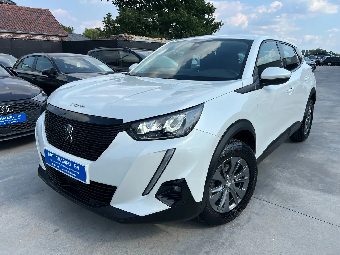 Peugeot 2008 1.2i 130PK AUTOMAAT NAVIGATIE CAMERA CARPLAY LED Weiß - 1