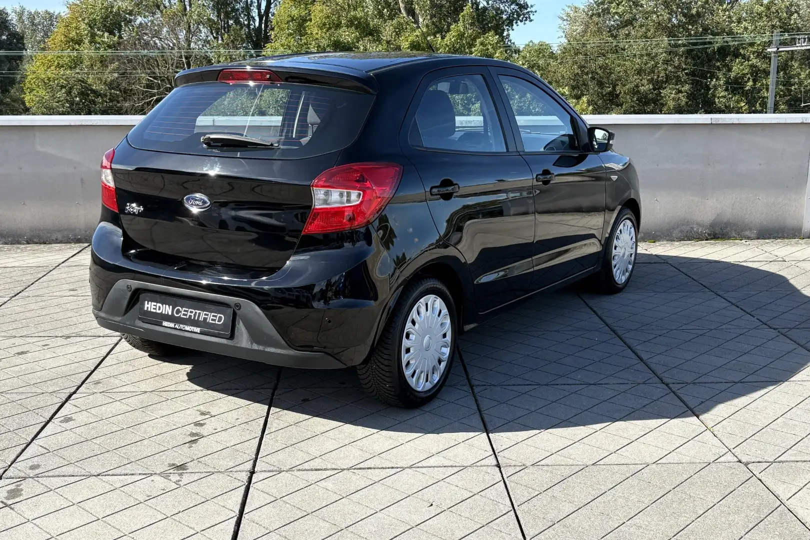 Ford Ka/Ka+ 1.2 Trend Ultimate Noir - 2