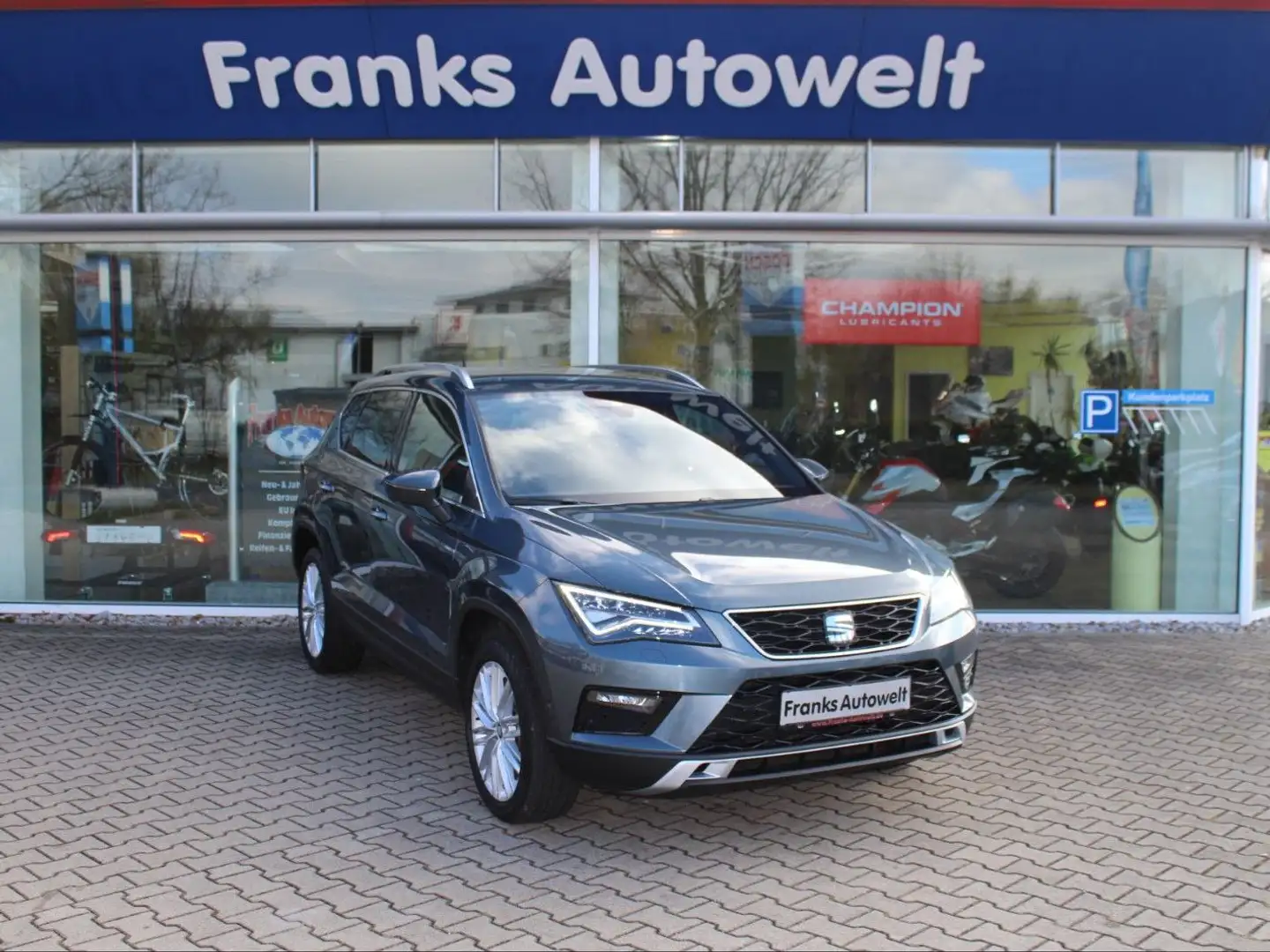 SEAT Ateca 1.5l DSG Xcellence/LED Grau - 1