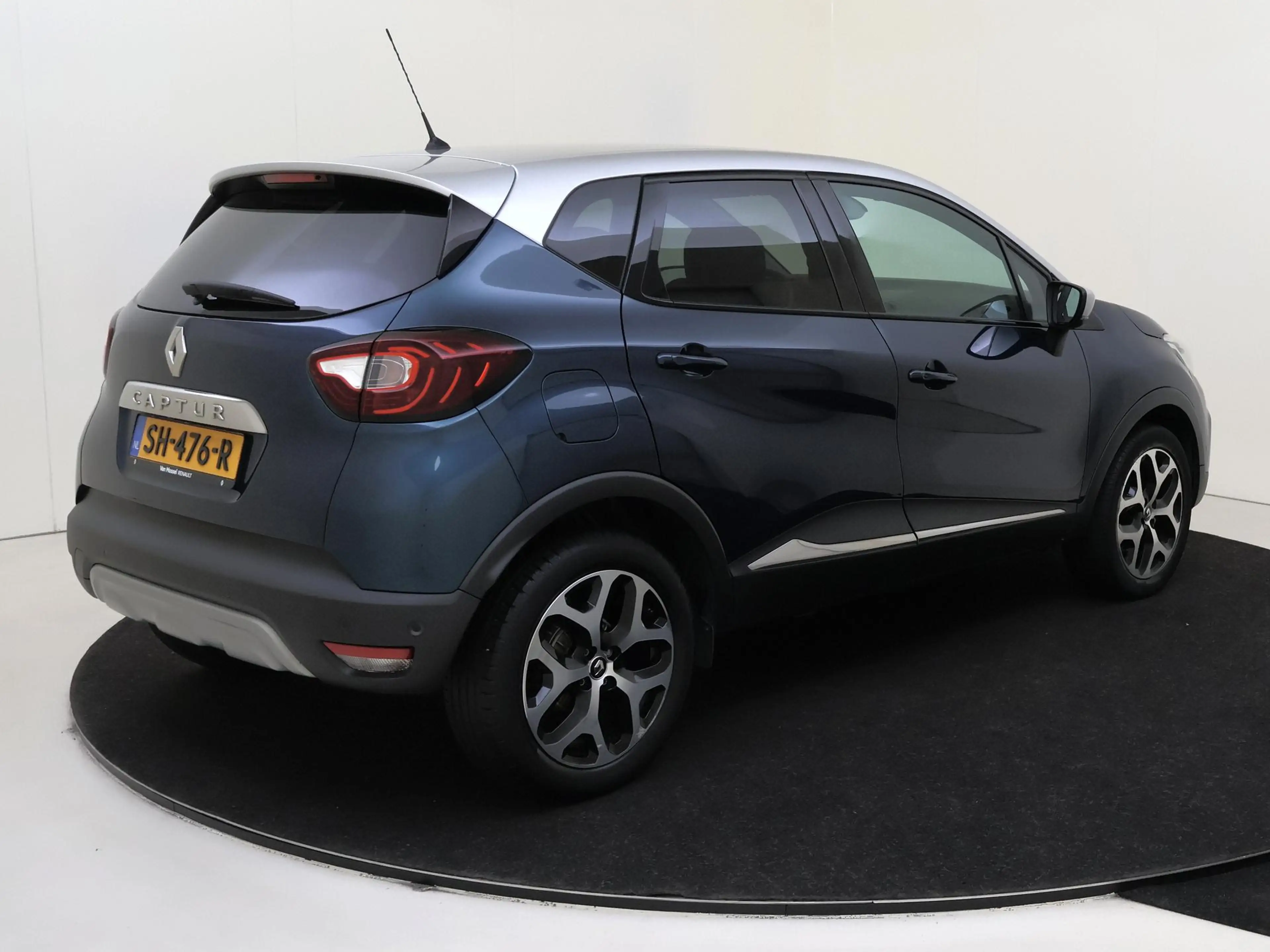Renault Captur 0.9 TCe Intens | LM velgen | parkeersensoren | nav — photo 4
