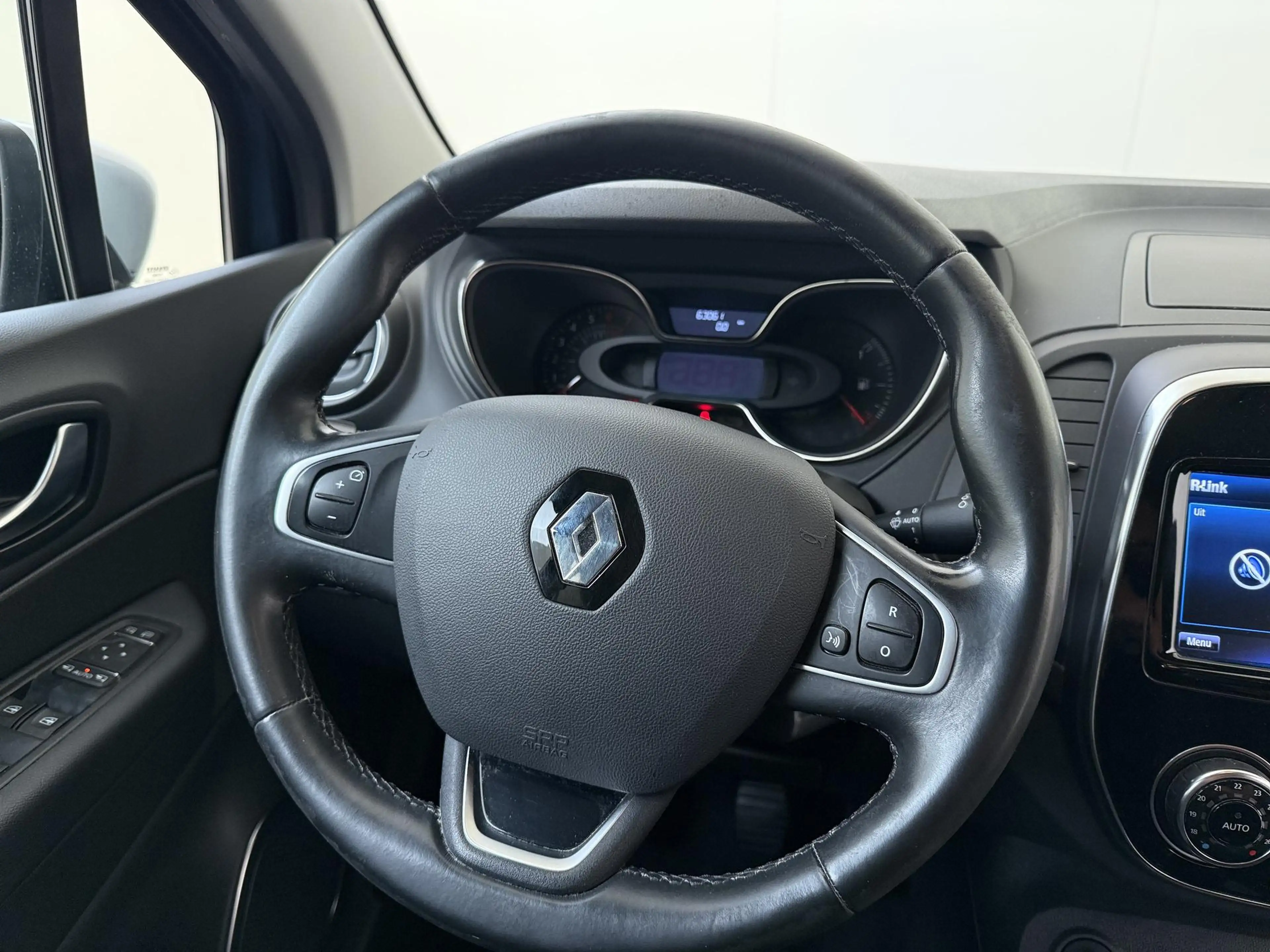 Renault Captur 0.9 TCe Intens | LM velgen | parkeersensoren | nav — photo 10